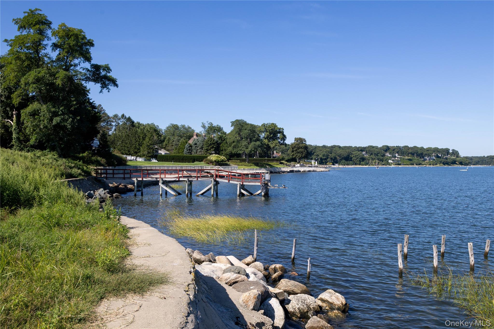 7 Lighthouse Point Property Photo 13