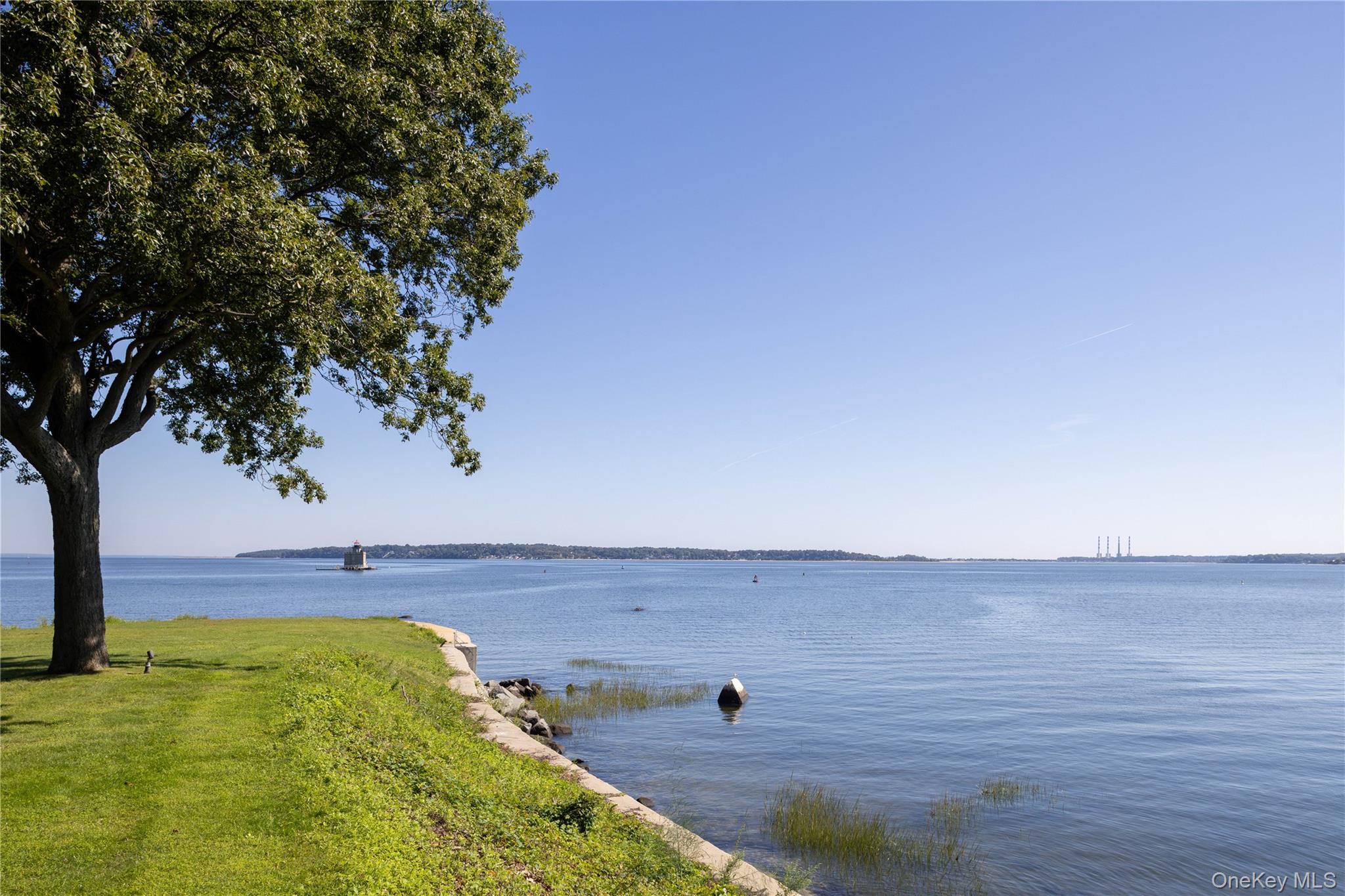 7 Lighthouse Point Property Photo 14