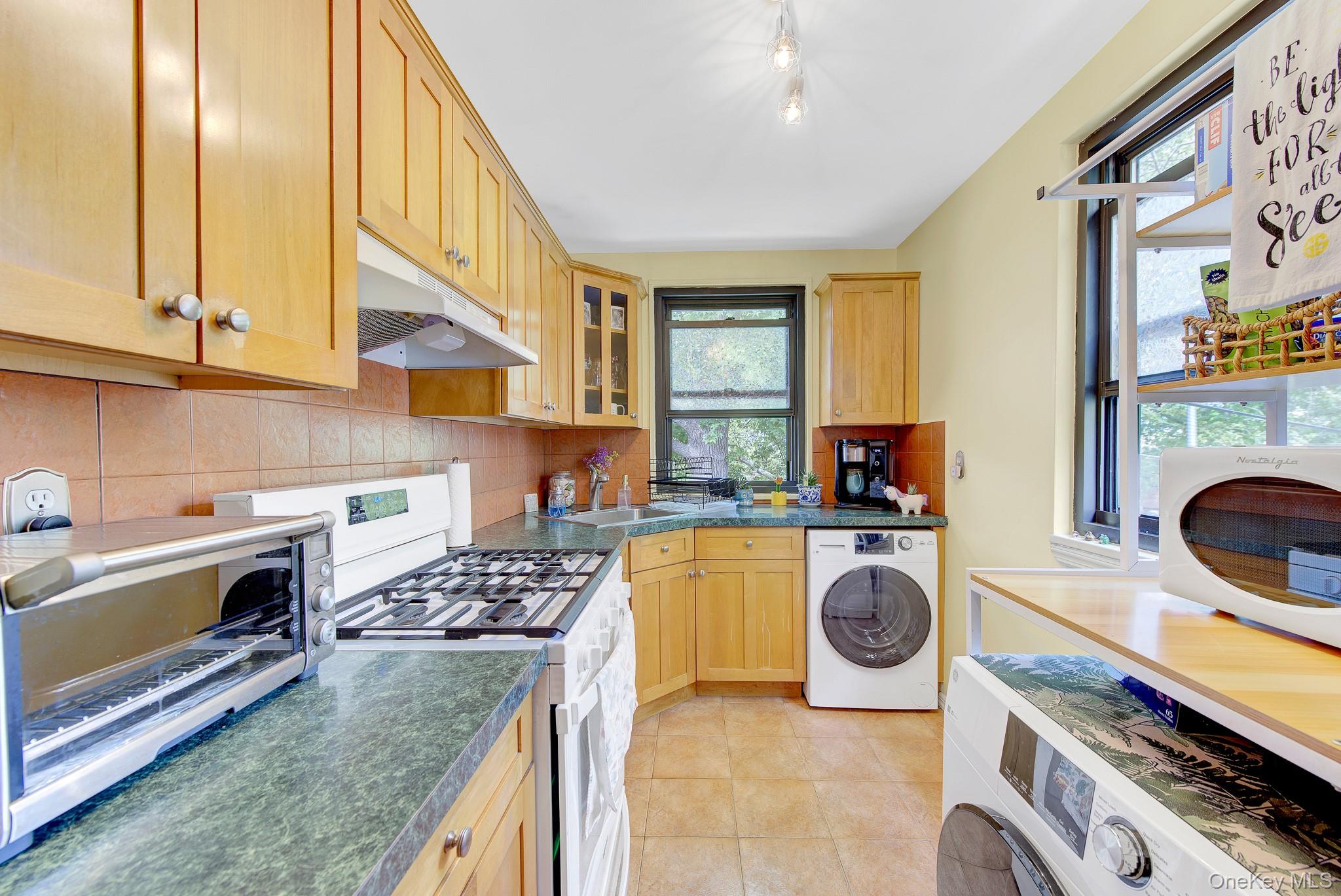 245-14 61st Avenue 0126 Property Photo 9