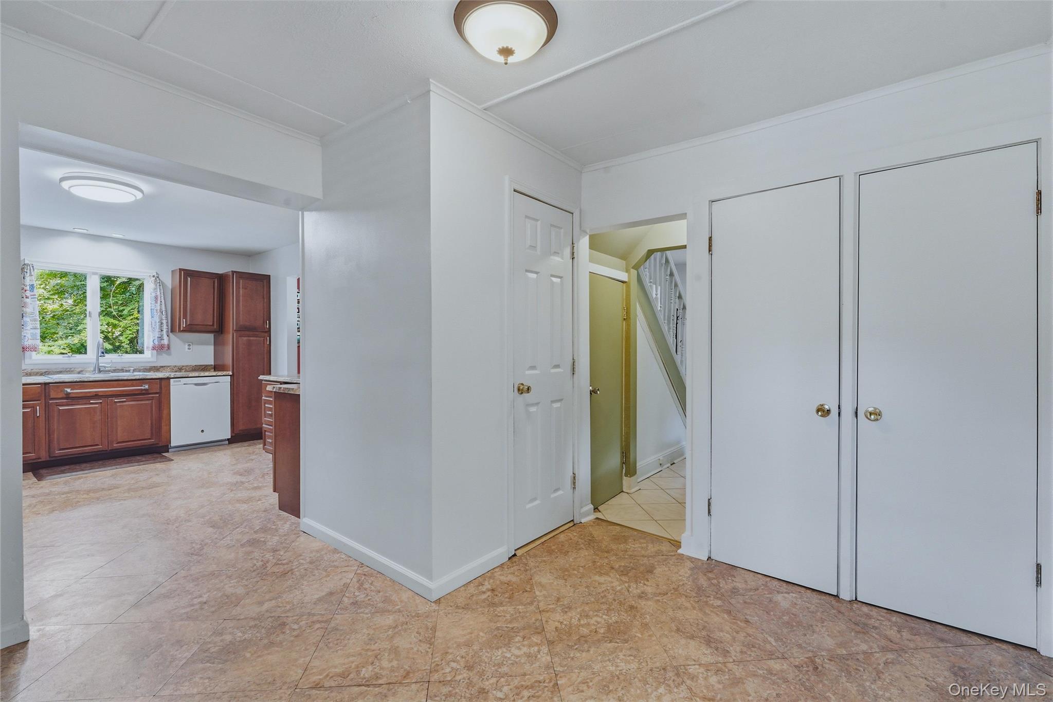 335 Lucas Avenue Property Photo 8
