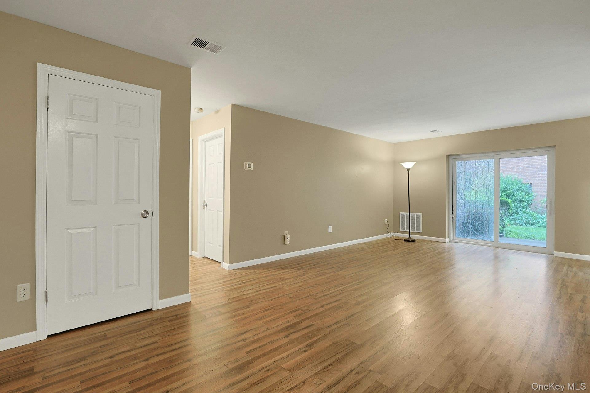 214 Kennedy Drive Property Photo 4