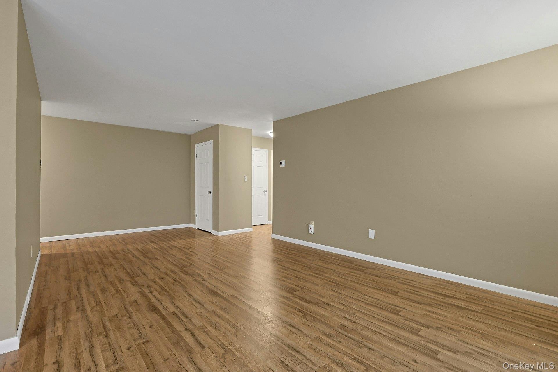 214 Kennedy Drive Property Photo 8