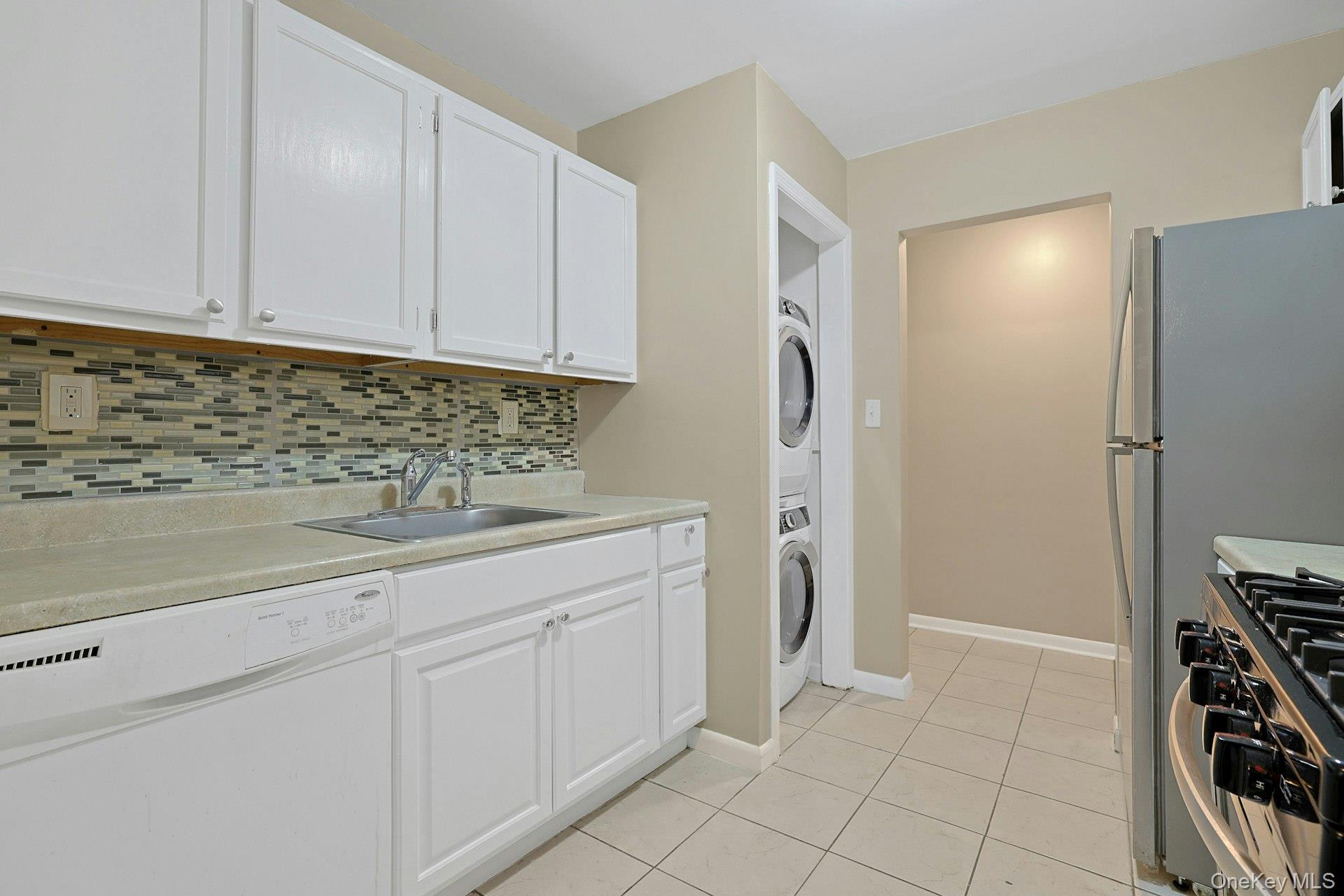 214 Kennedy Drive Property Photo 14