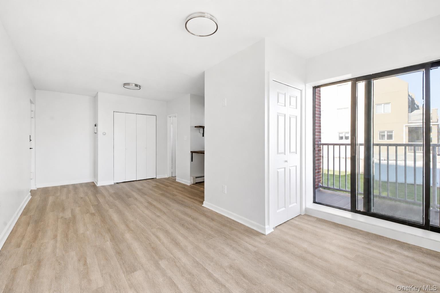 475 W Broadway 1a Property Photo 8