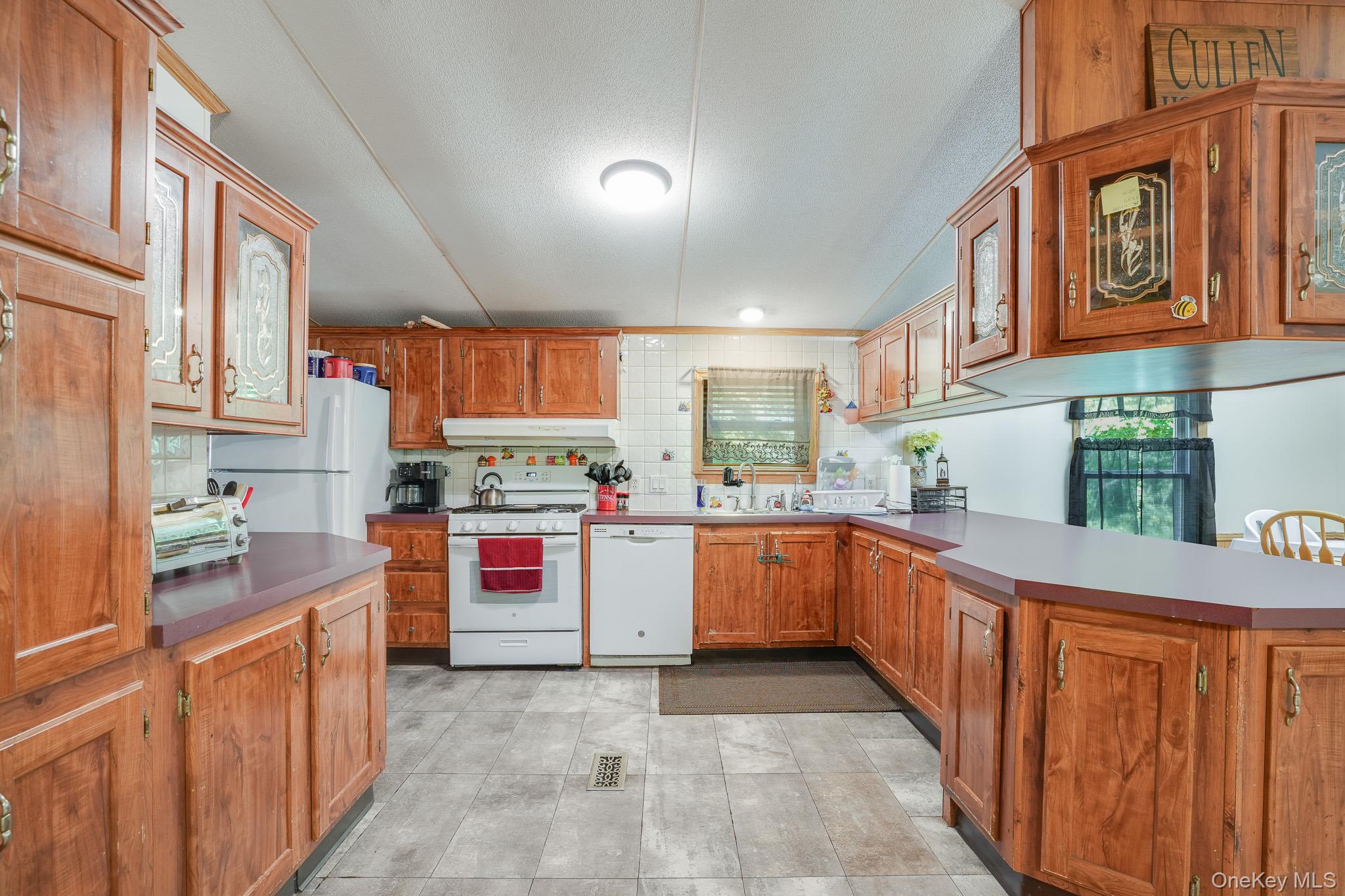 57 Forest Drive Property Photo 9