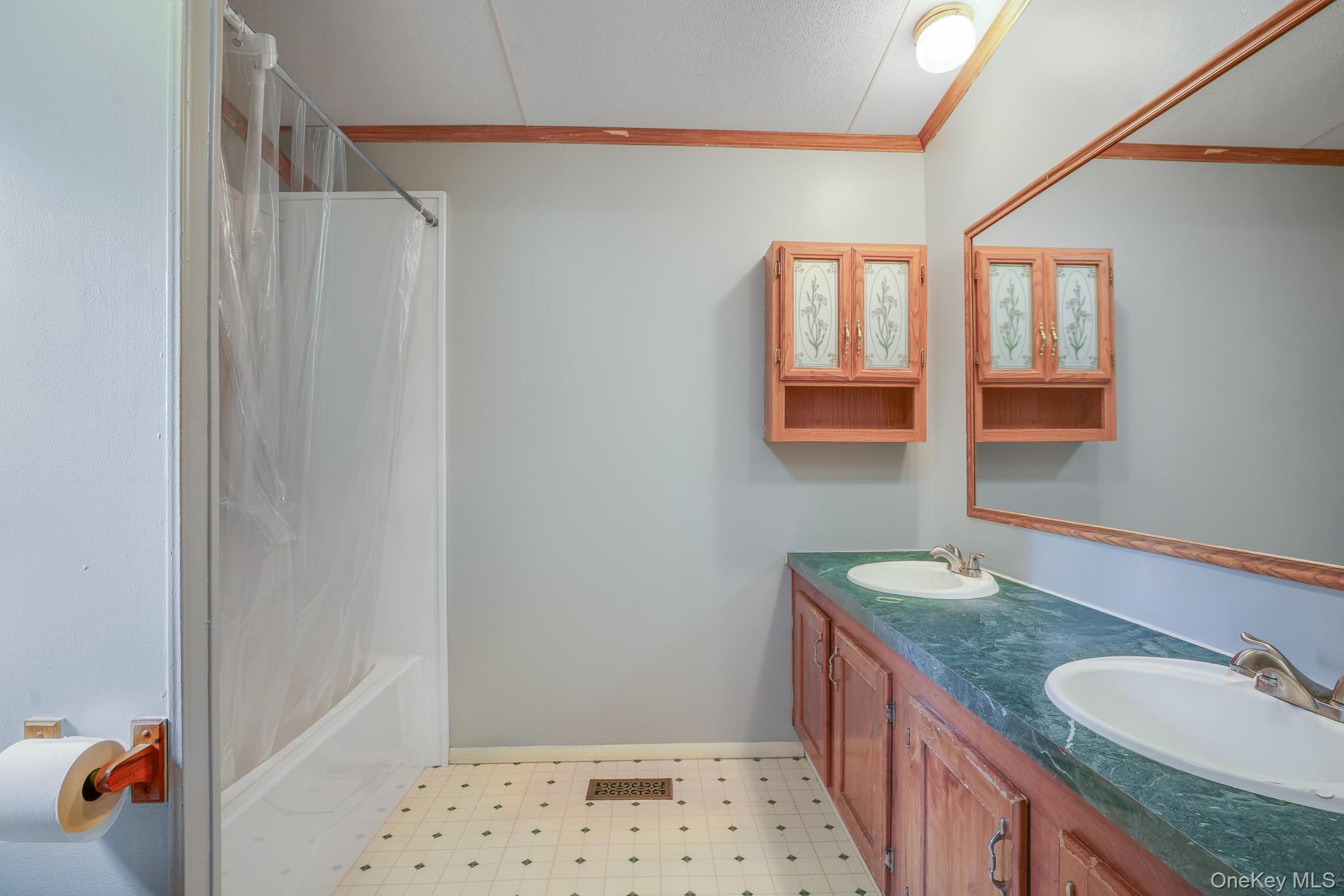 57 Forest Drive Property Photo 12