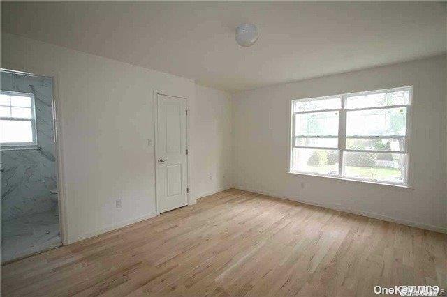 9 Mohegan Avenue A Property Photo 5