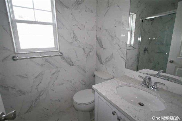 9 Mohegan Avenue A Property Photo 10
