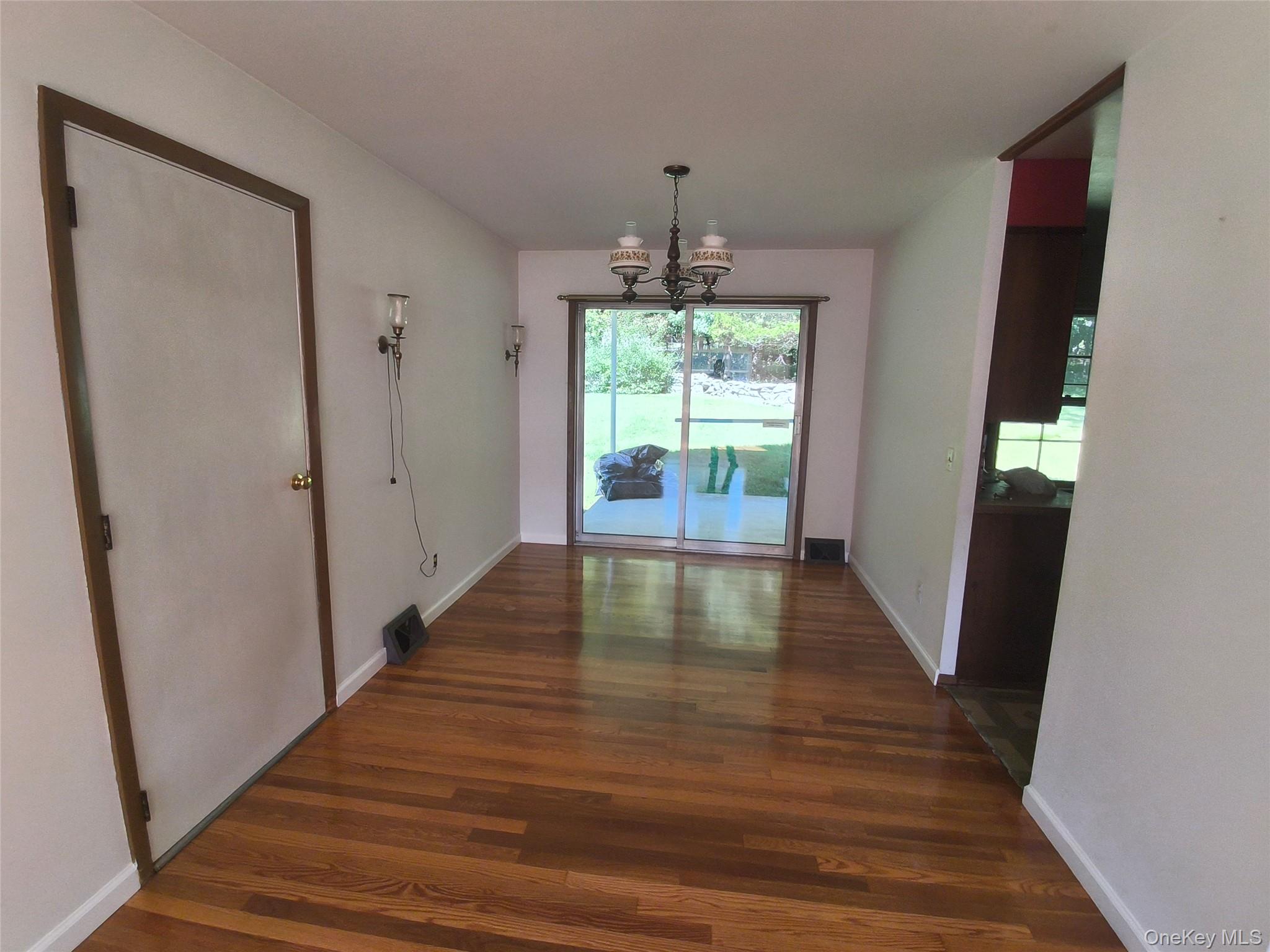 515 High Street Property Photo 7
