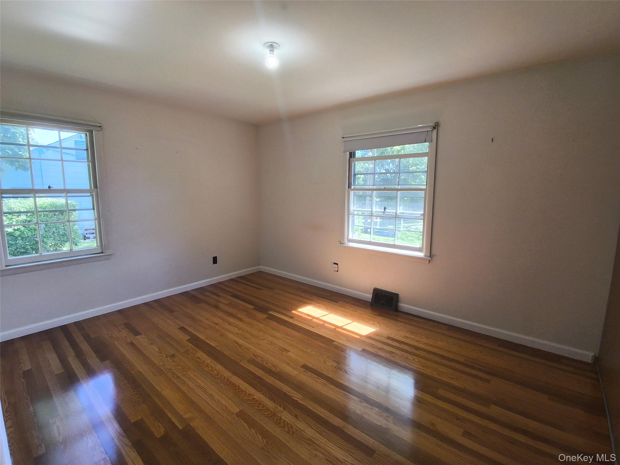 515 High Street Property Photo 13