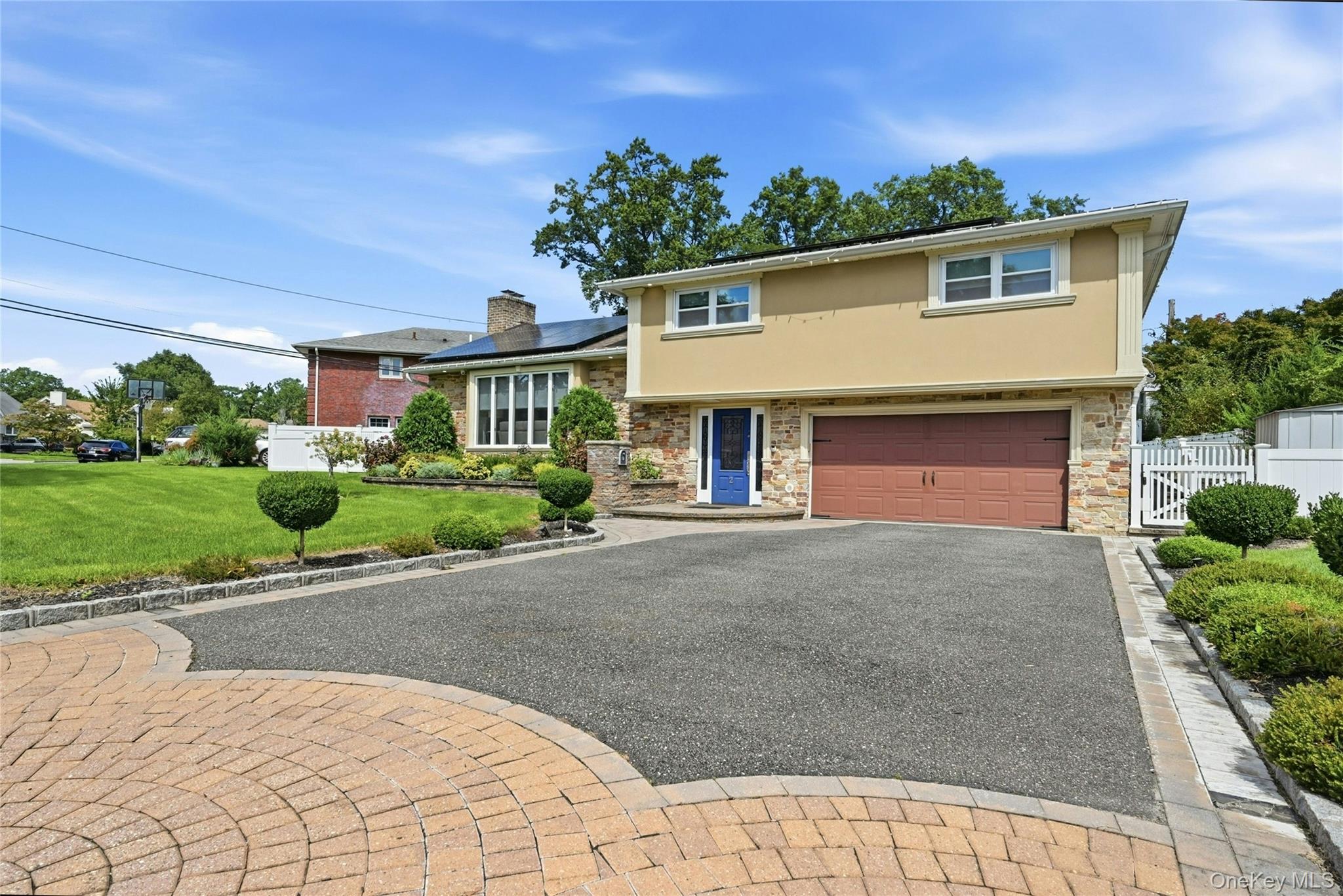 2 Peppermill Road Property Photo 3