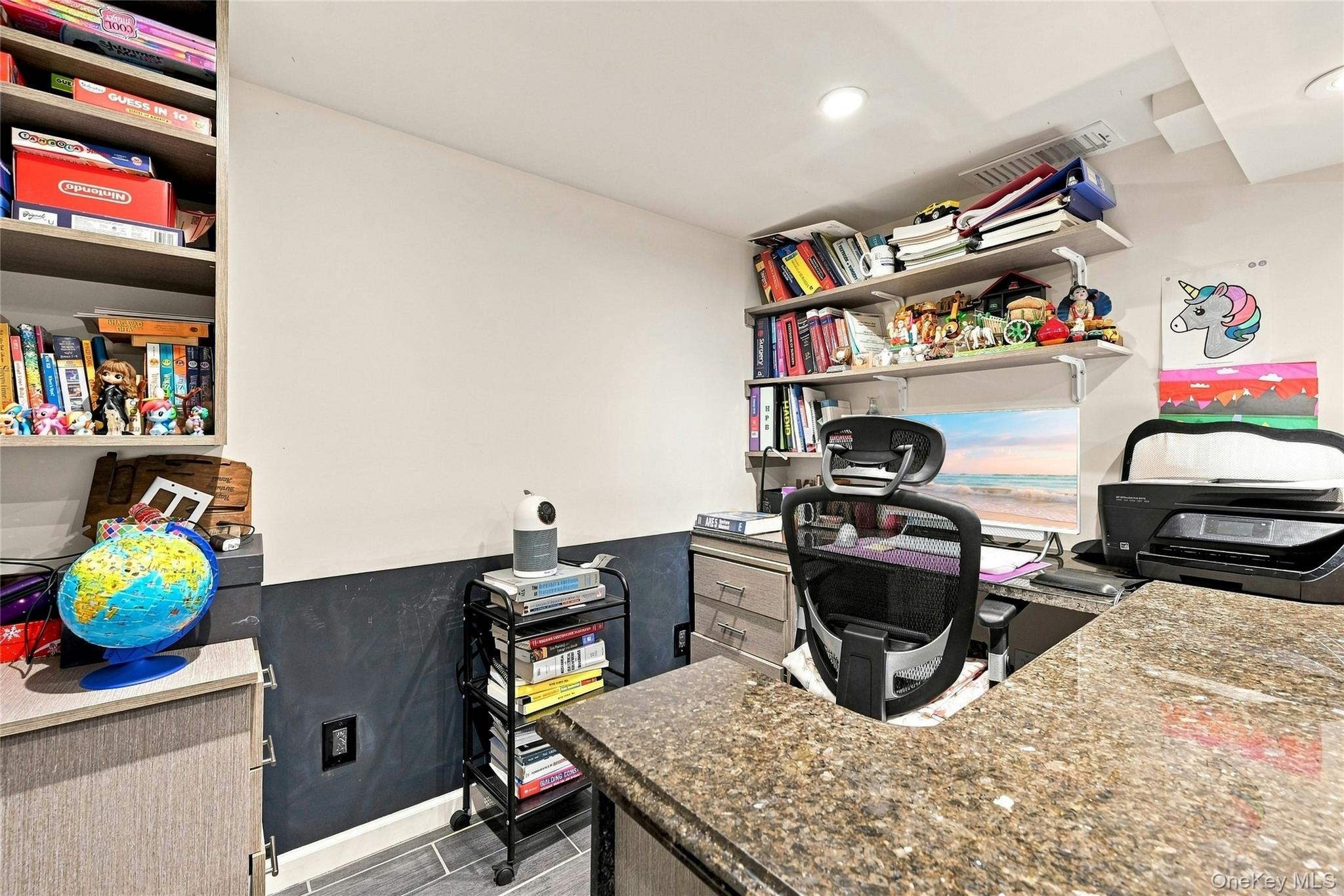 2 Peppermill Road Property Photo 29