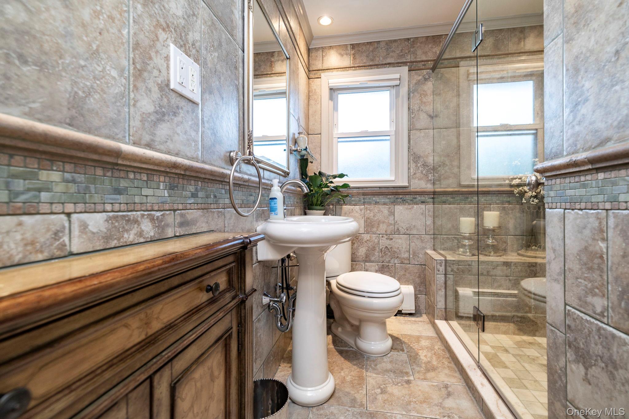 2569 Wantagh Avenue Property Photo 15