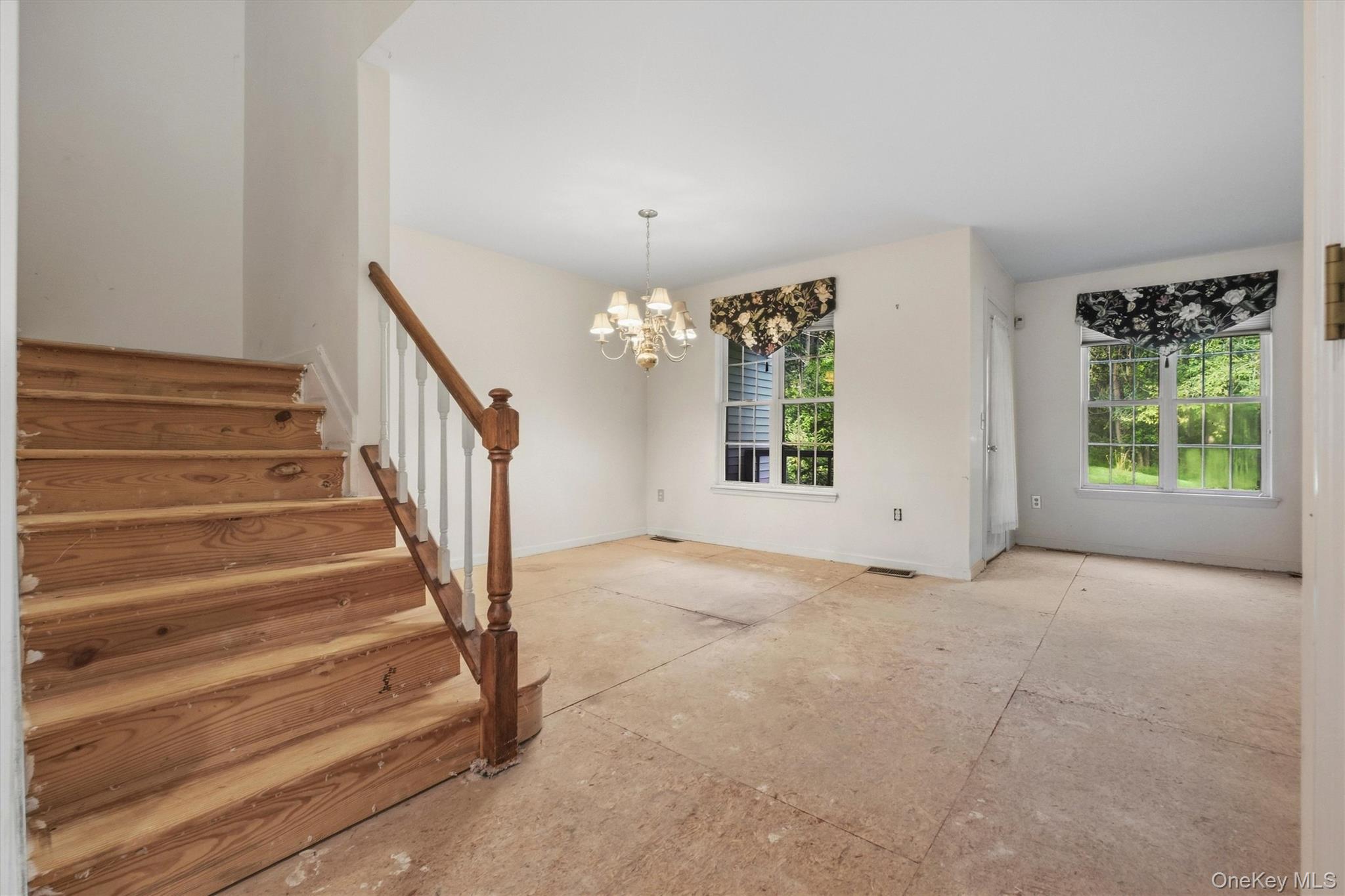 14 Glen Eagles Drive Property Photo 5