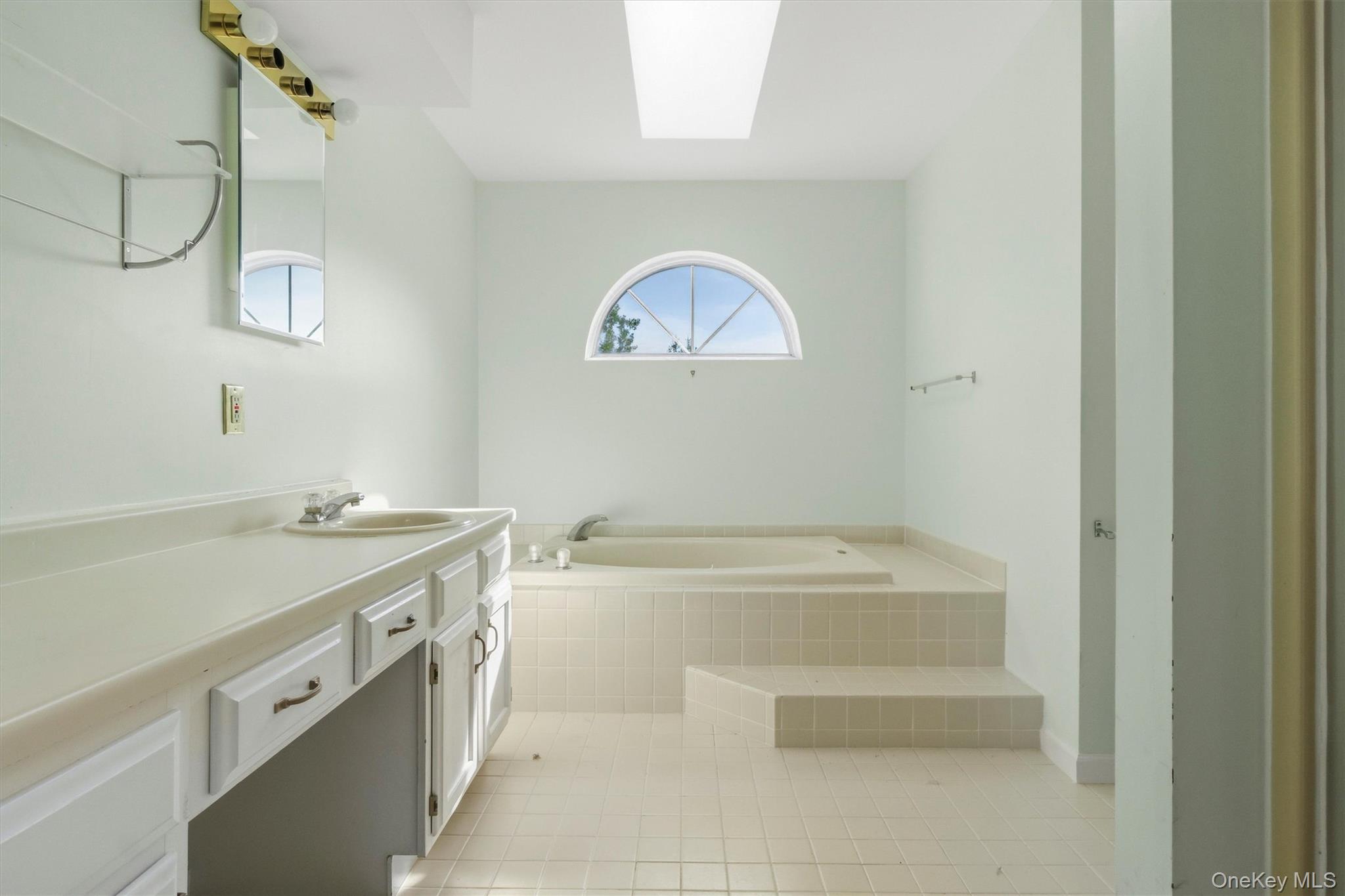 14 Glen Eagles Drive Property Photo 23