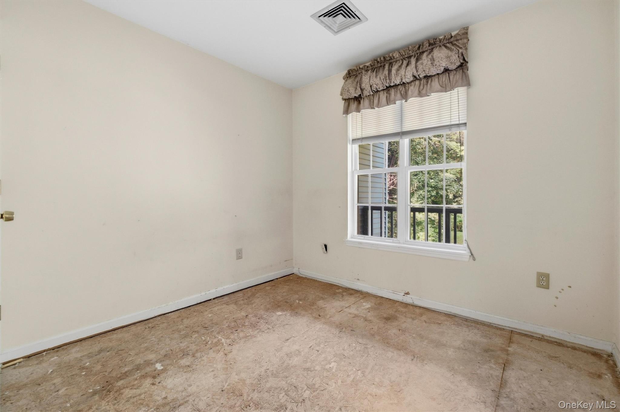 14 Glen Eagles Drive Property Photo 26