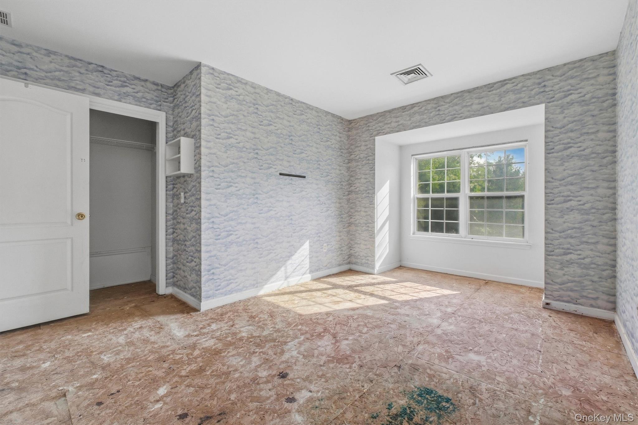 14 Glen Eagles Drive Property Photo 28