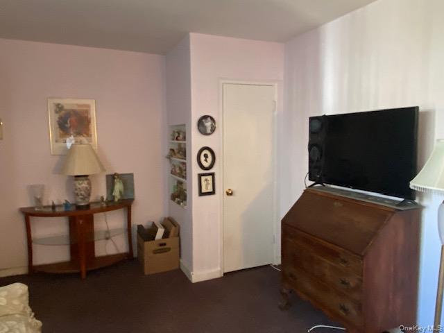 255-15 75th Avenue G-1 Property Photo 5