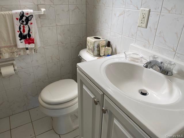 255-15 75th Avenue G-1 Property Photo 14