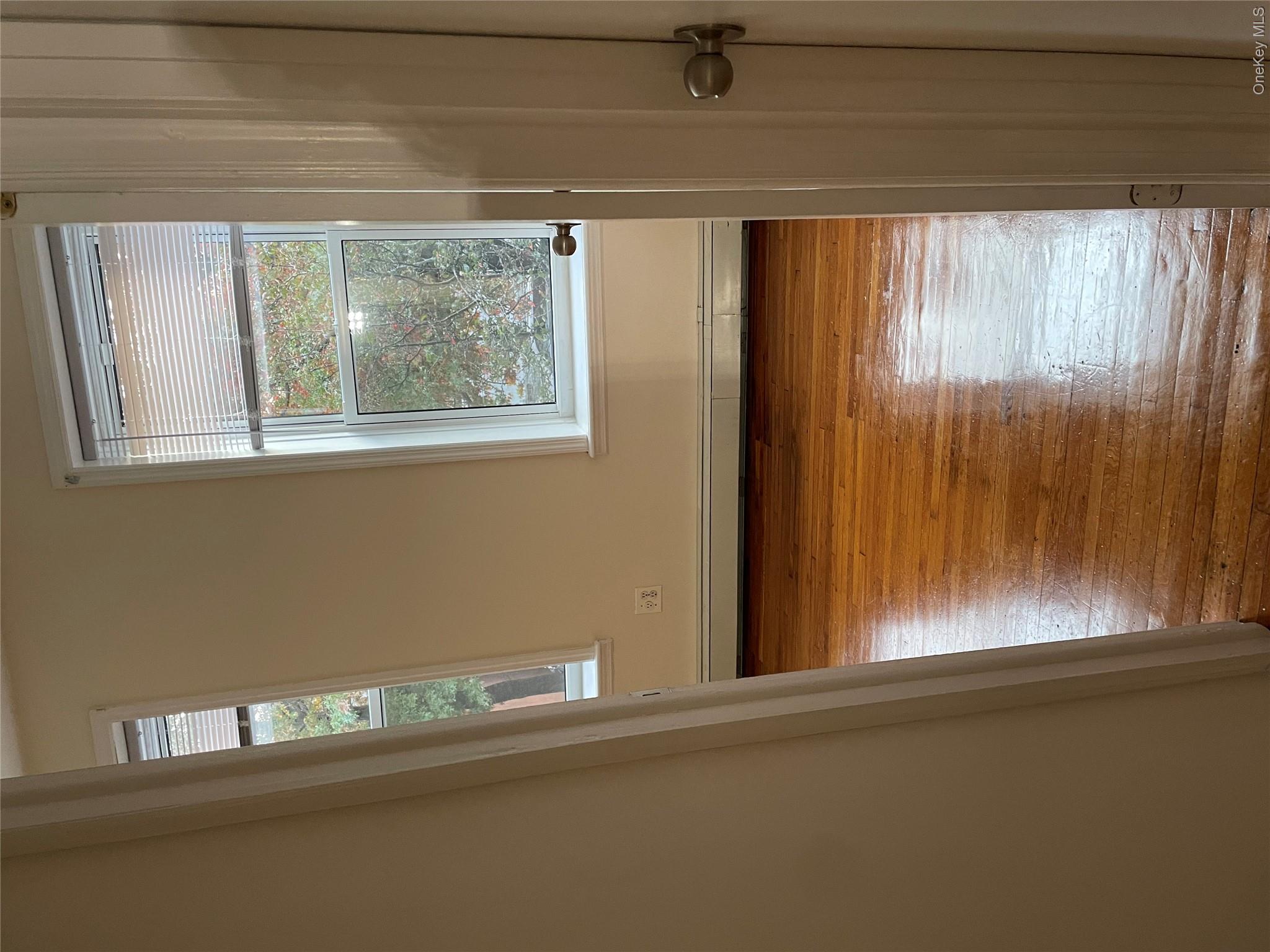 328 Troy Avenue Property Photo 7