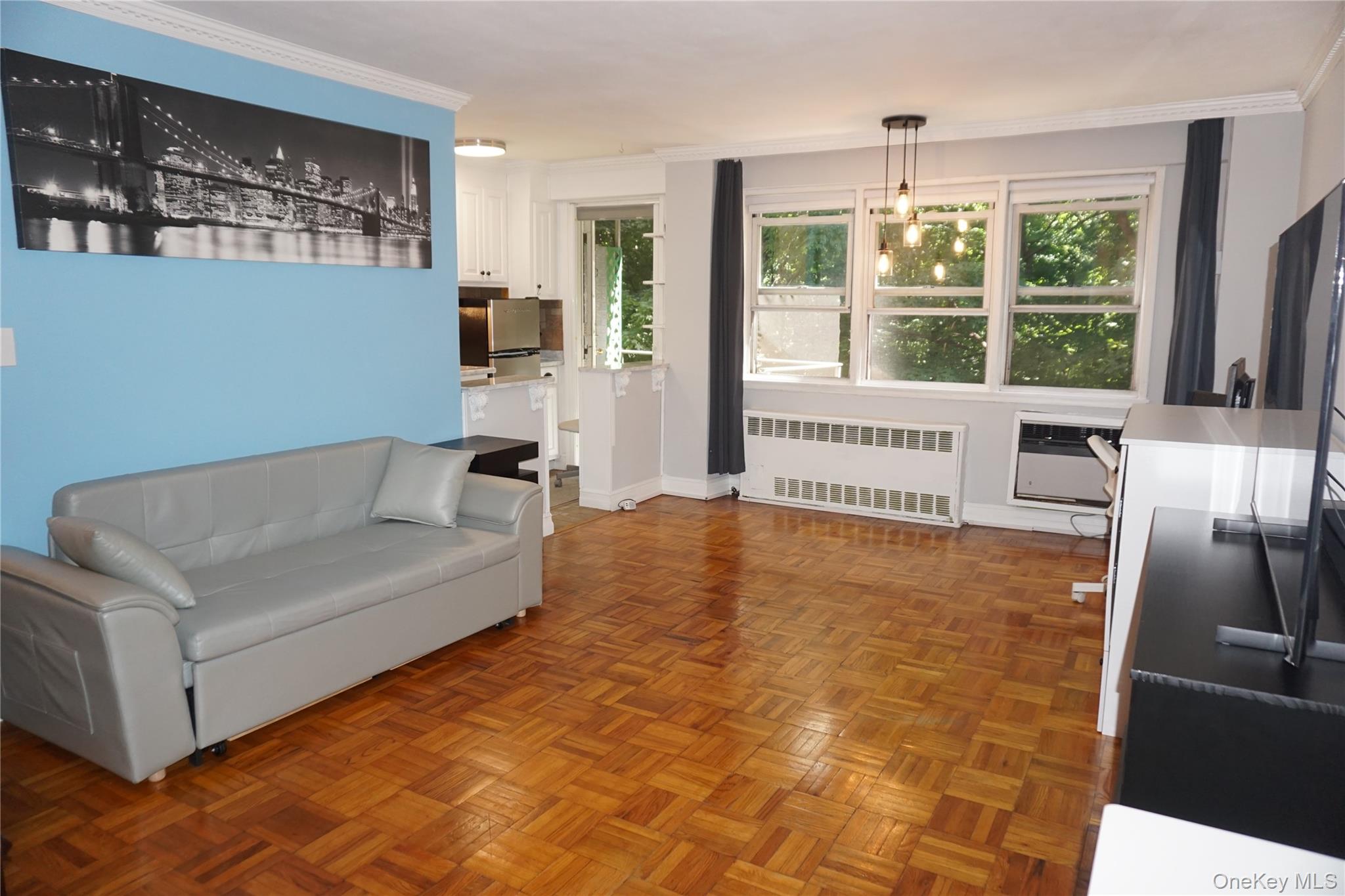 385 Mclean Avenue 1g Property Photo 1