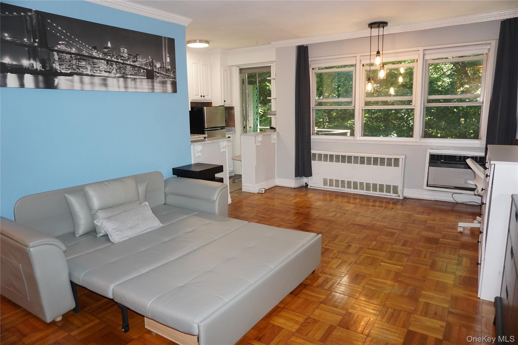 385 Mclean Avenue 1g Property Photo 5