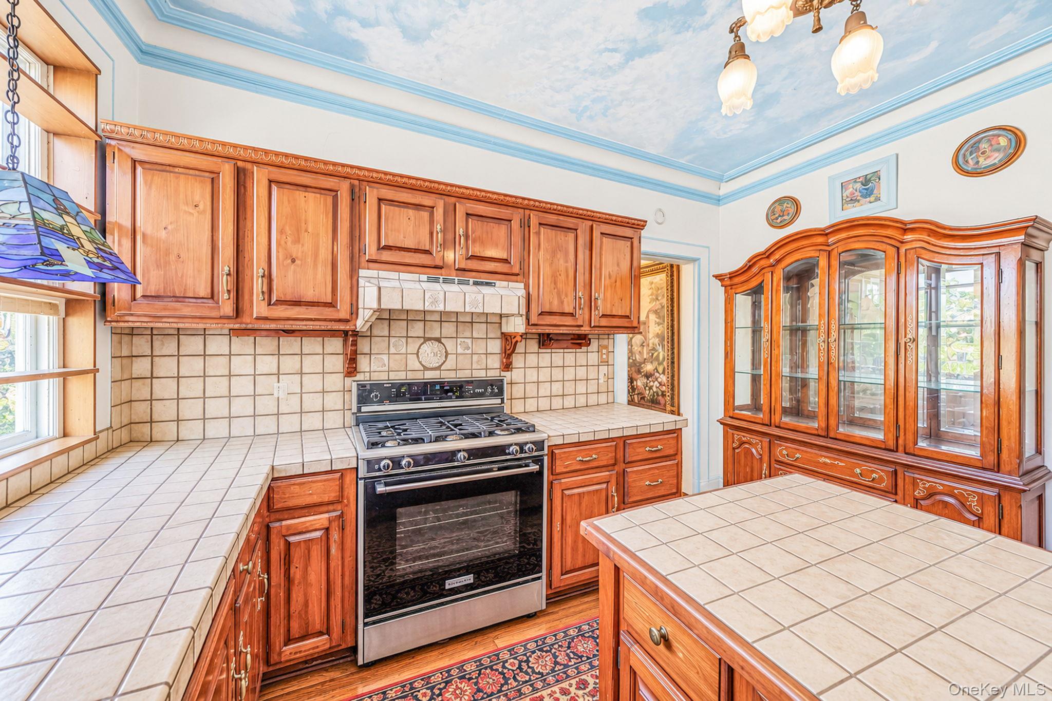 436 Bay Avenue Property Photo 11