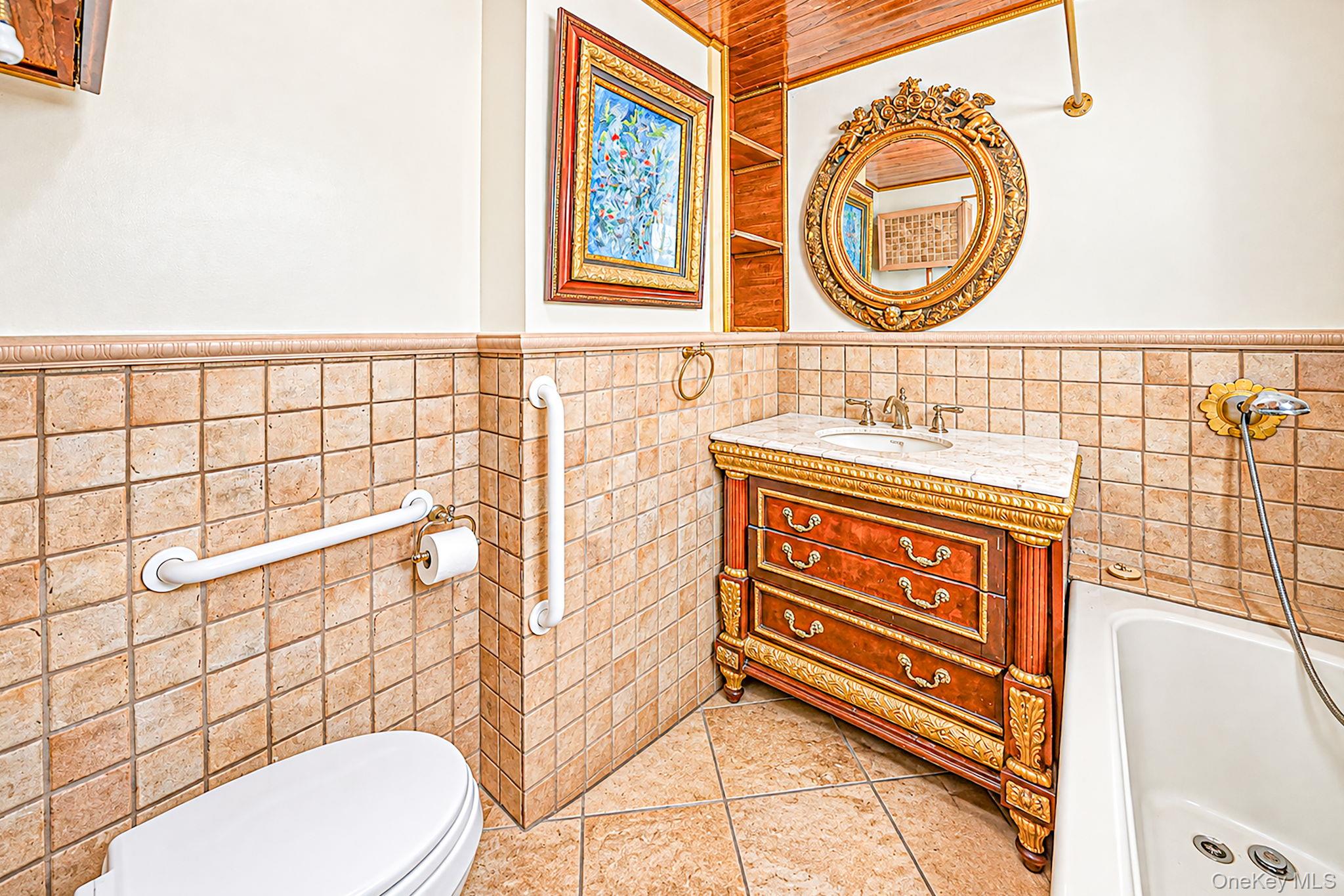 436 Bay Avenue Property Photo 17