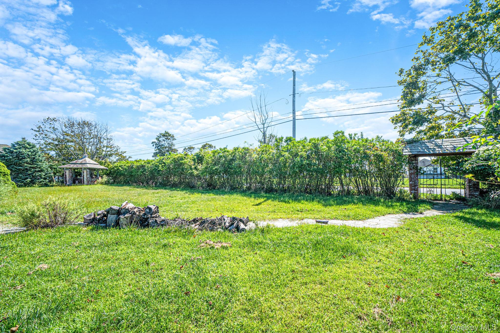 436 Bay Avenue Property Photo 37