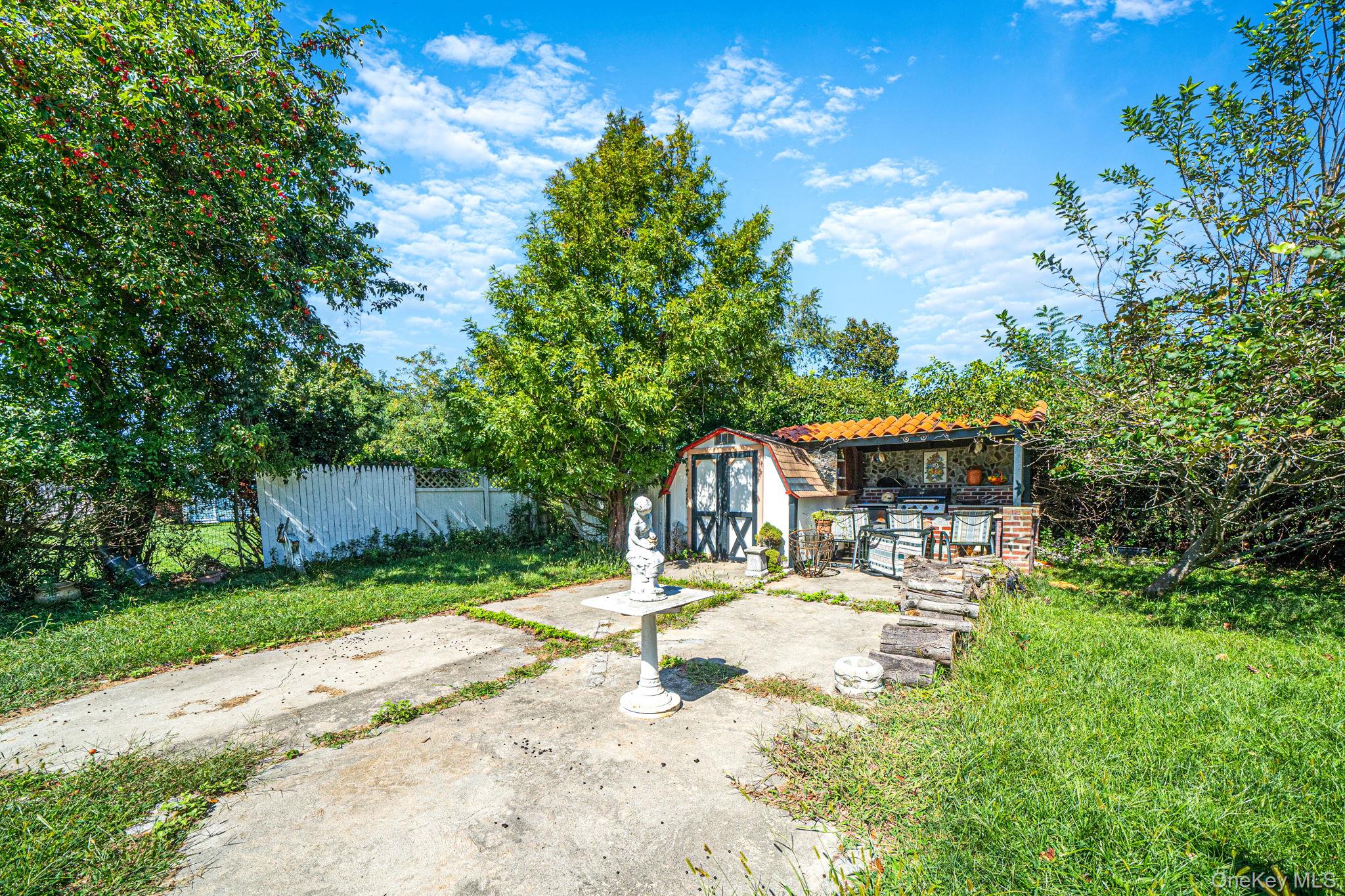 436 Bay Avenue Property Photo 41