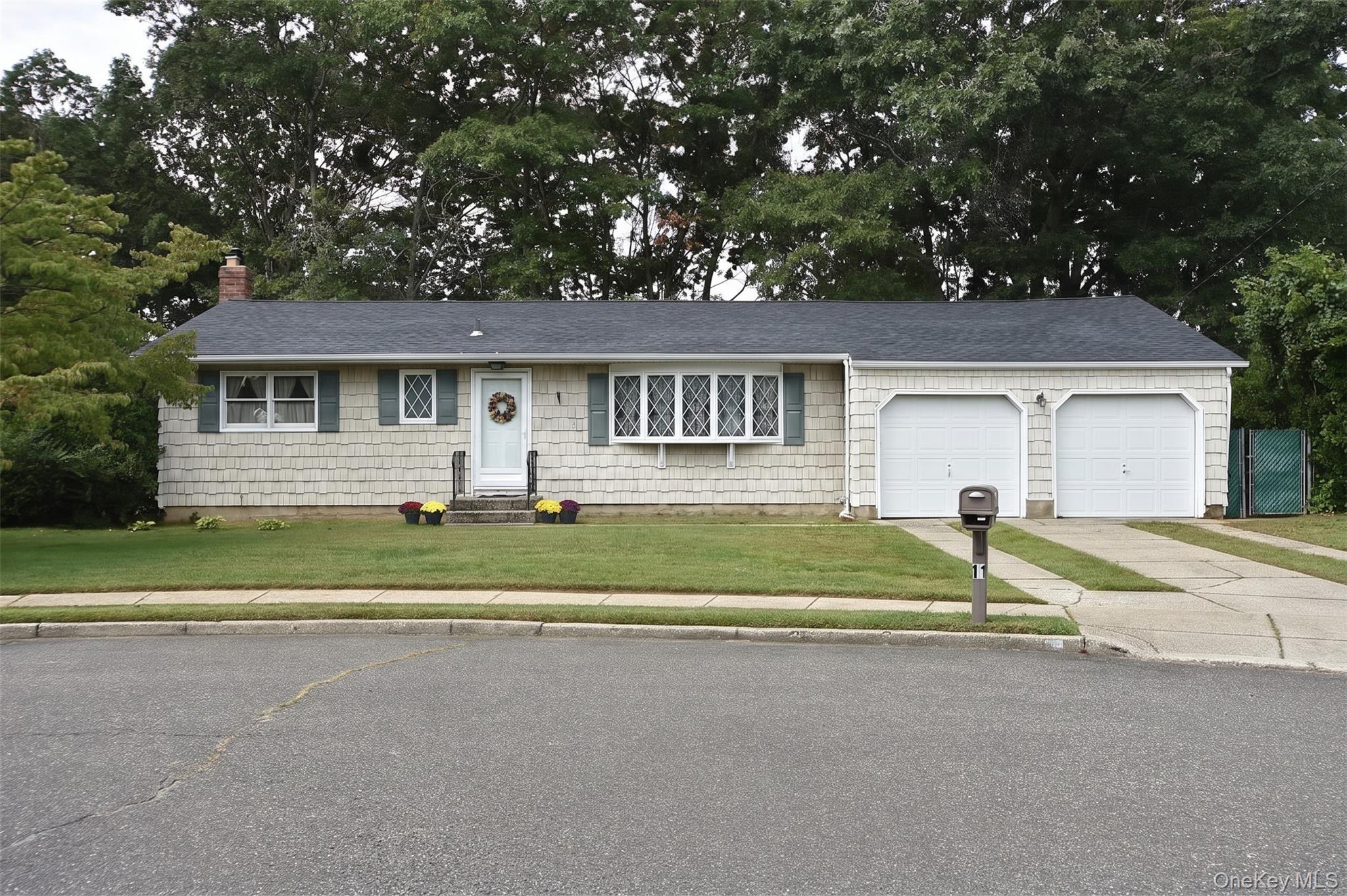 11 Whig Court Property Photo 3