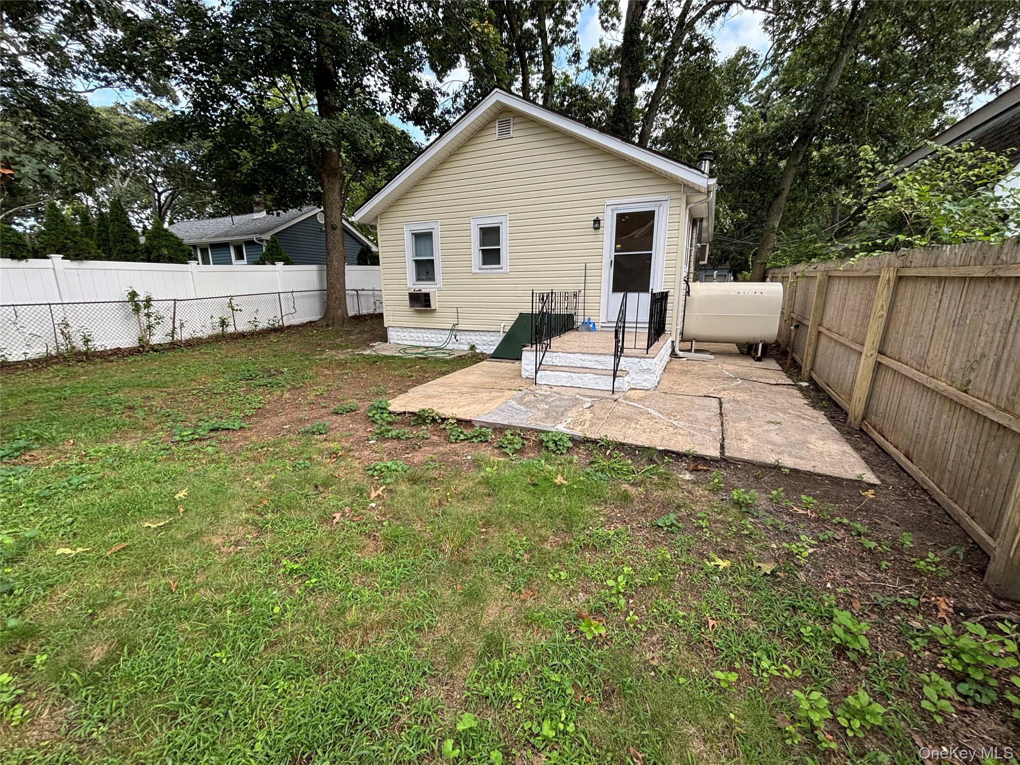 103 Maple Street Property Photo 3