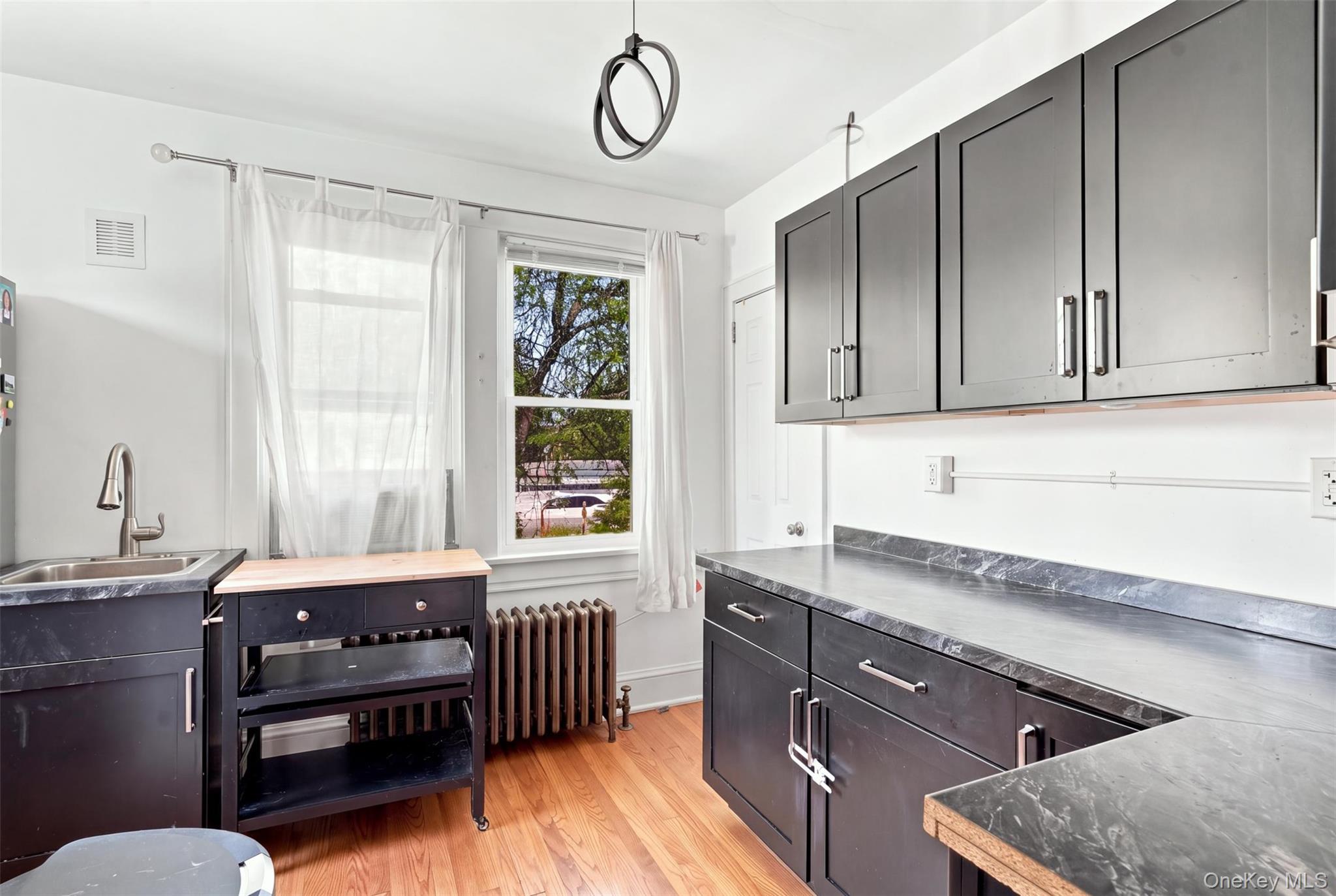 116 E Cedar Street Property Photo 12