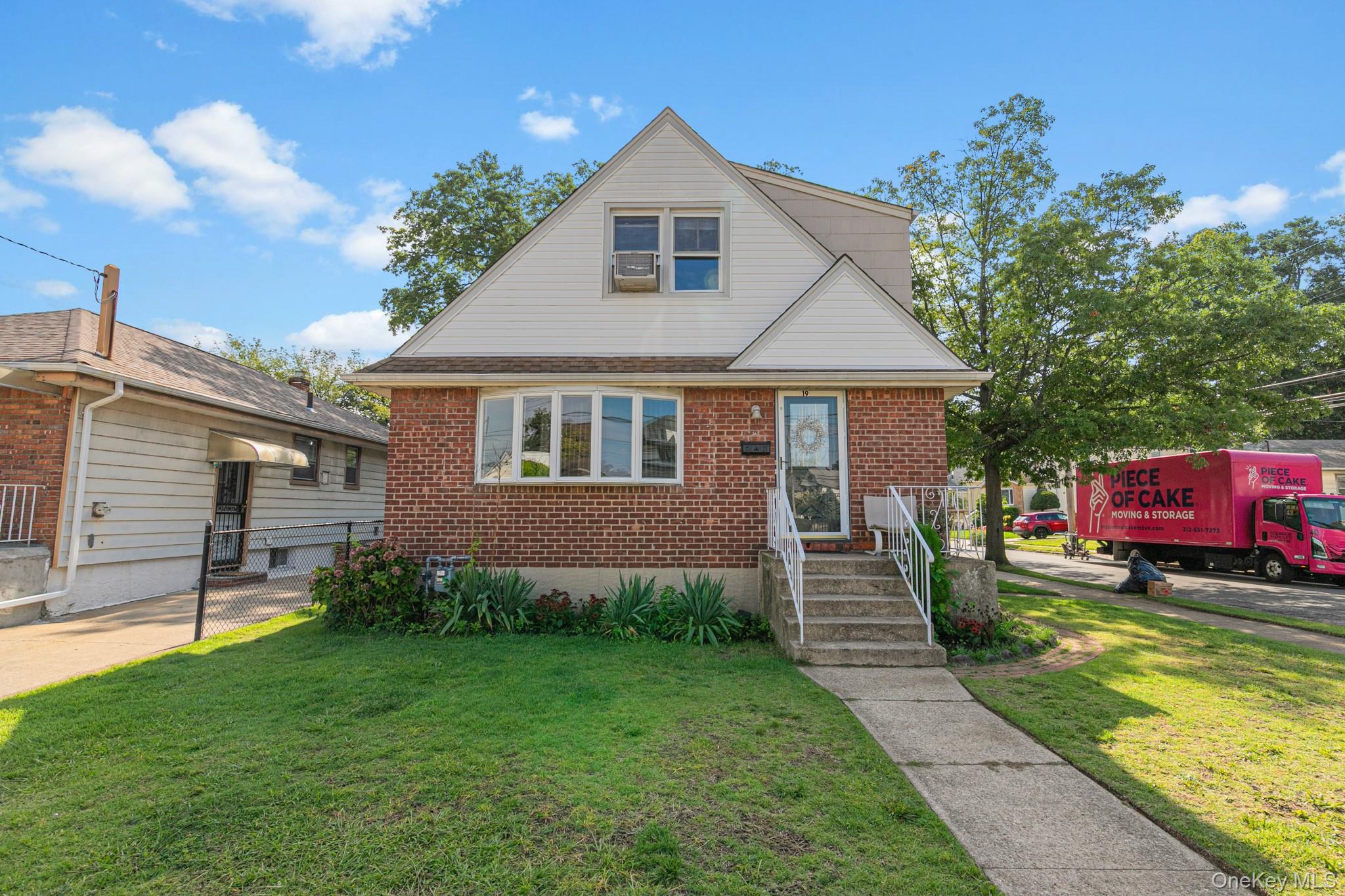 19 Acorn Place Property Photo 1