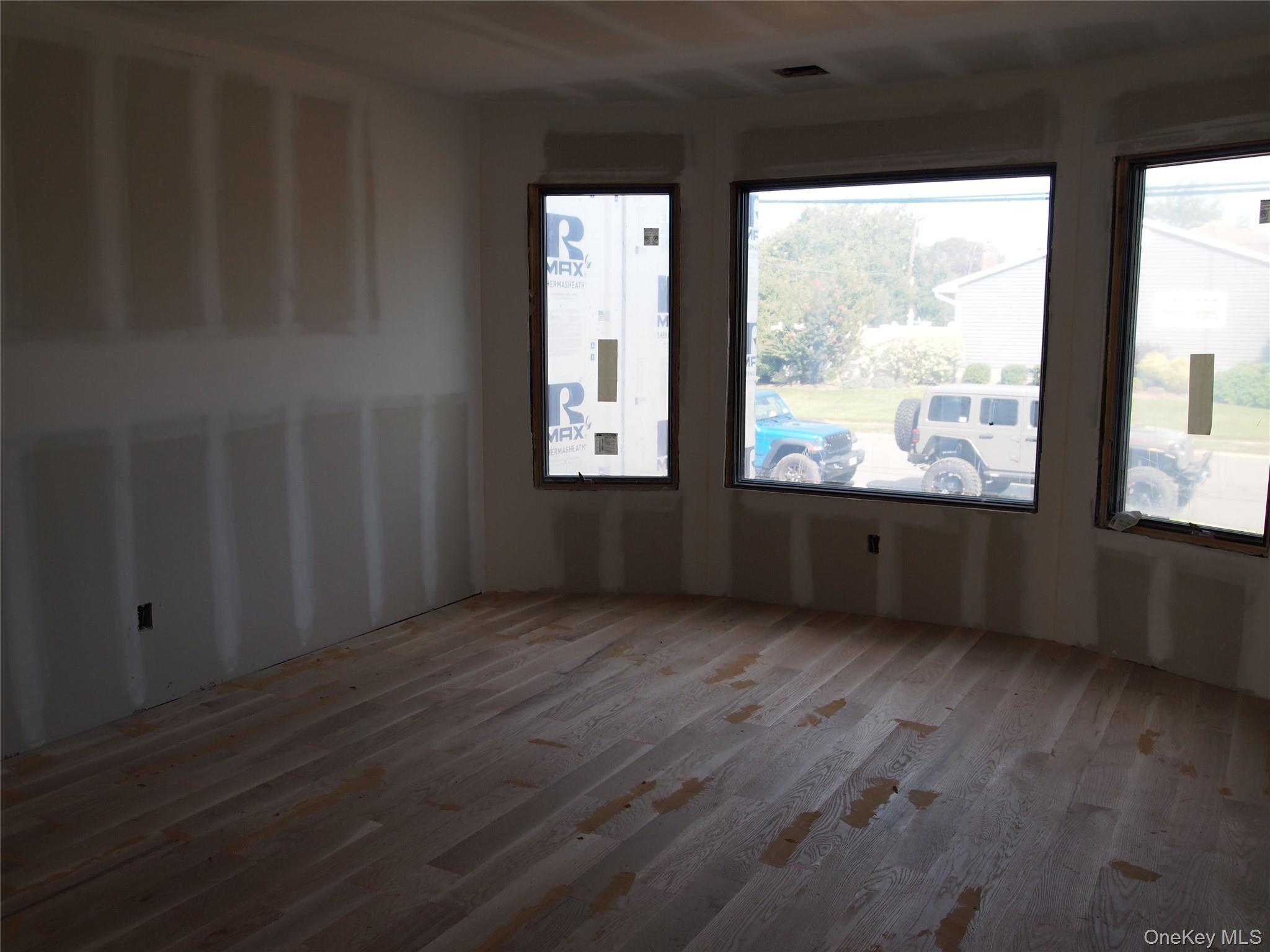2 Skylark Road Property Photo 5