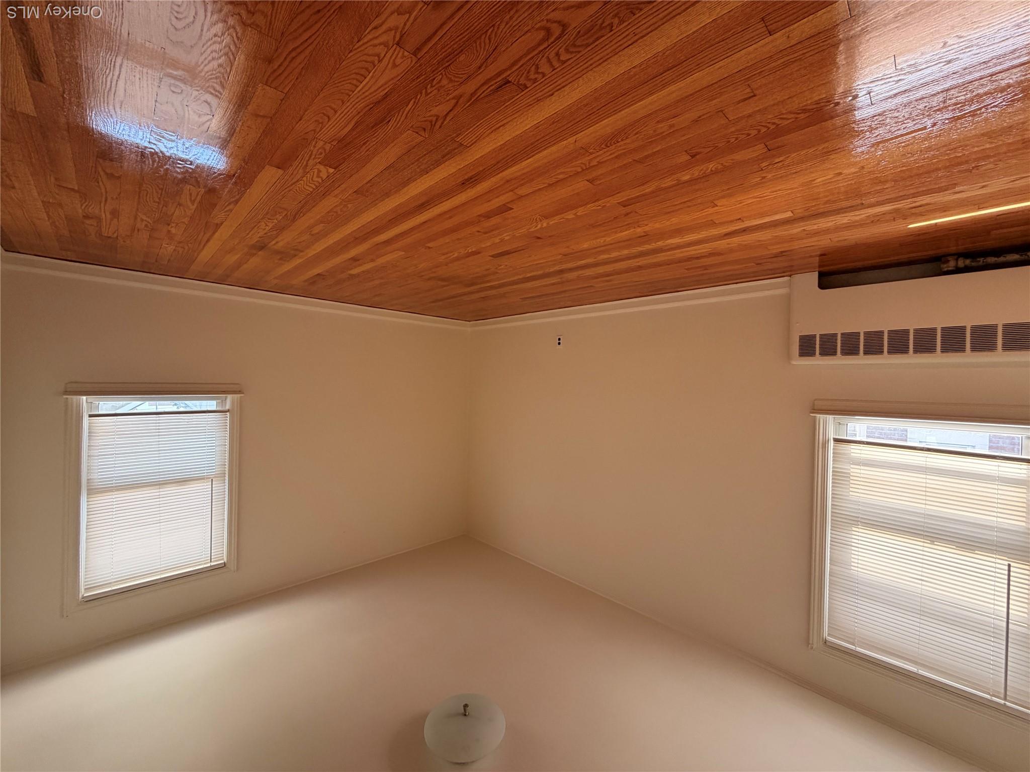 82-26 258th Street Property Photo 6
