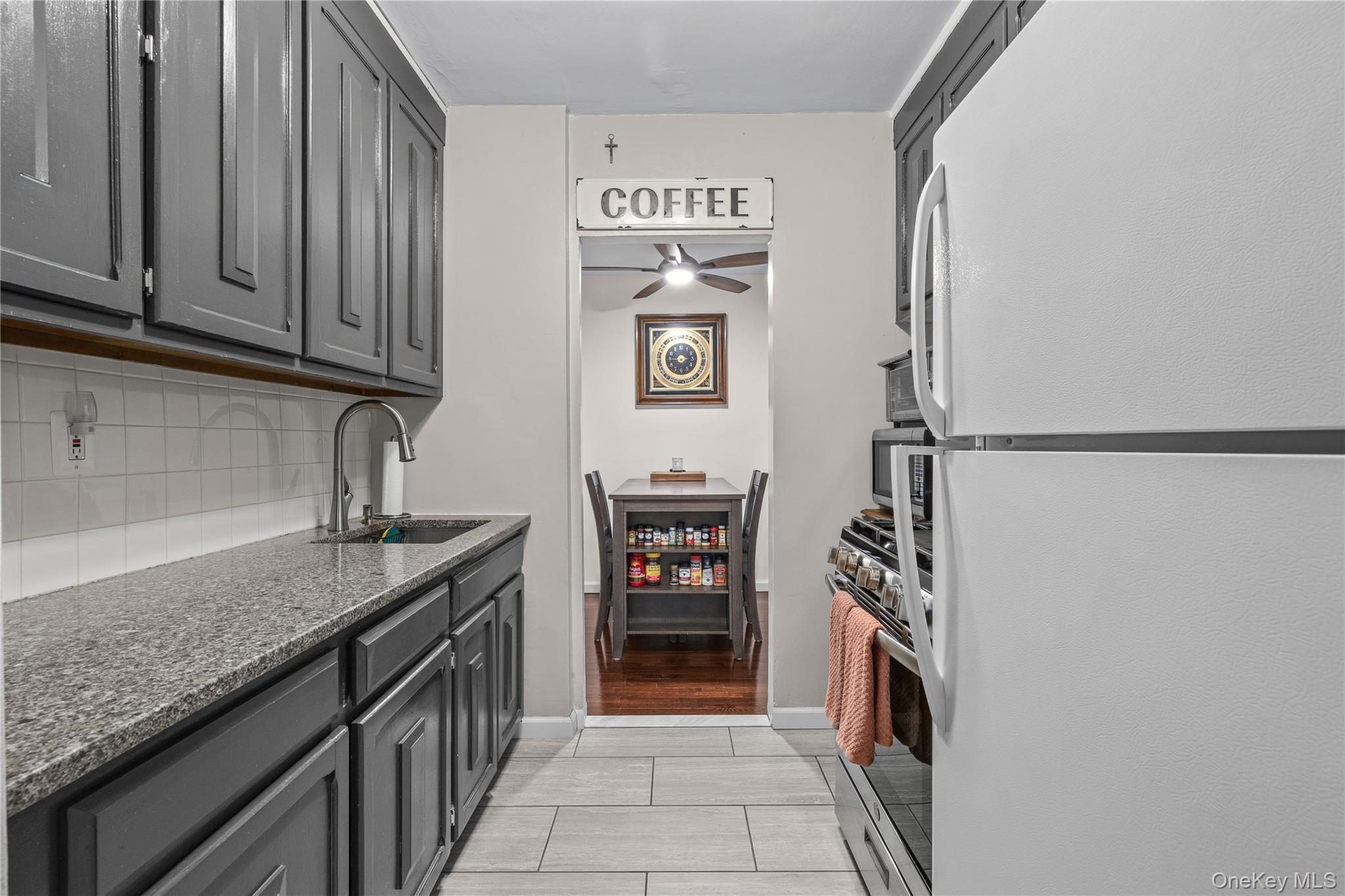 360 Westchester Avenue 503 Property Photo 3
