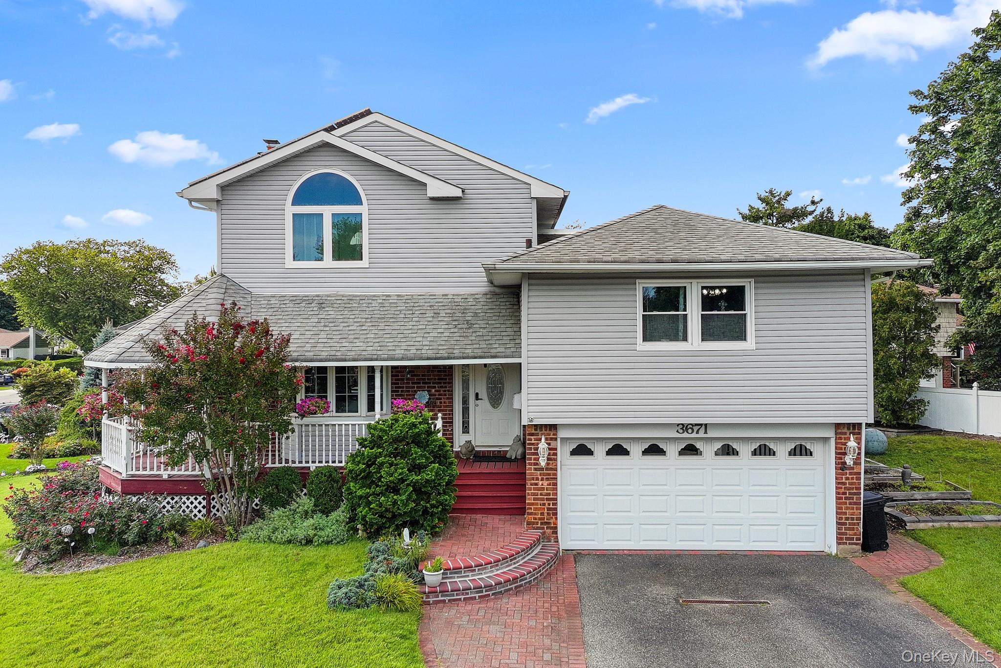 3671 Adele Court Property Photo 3