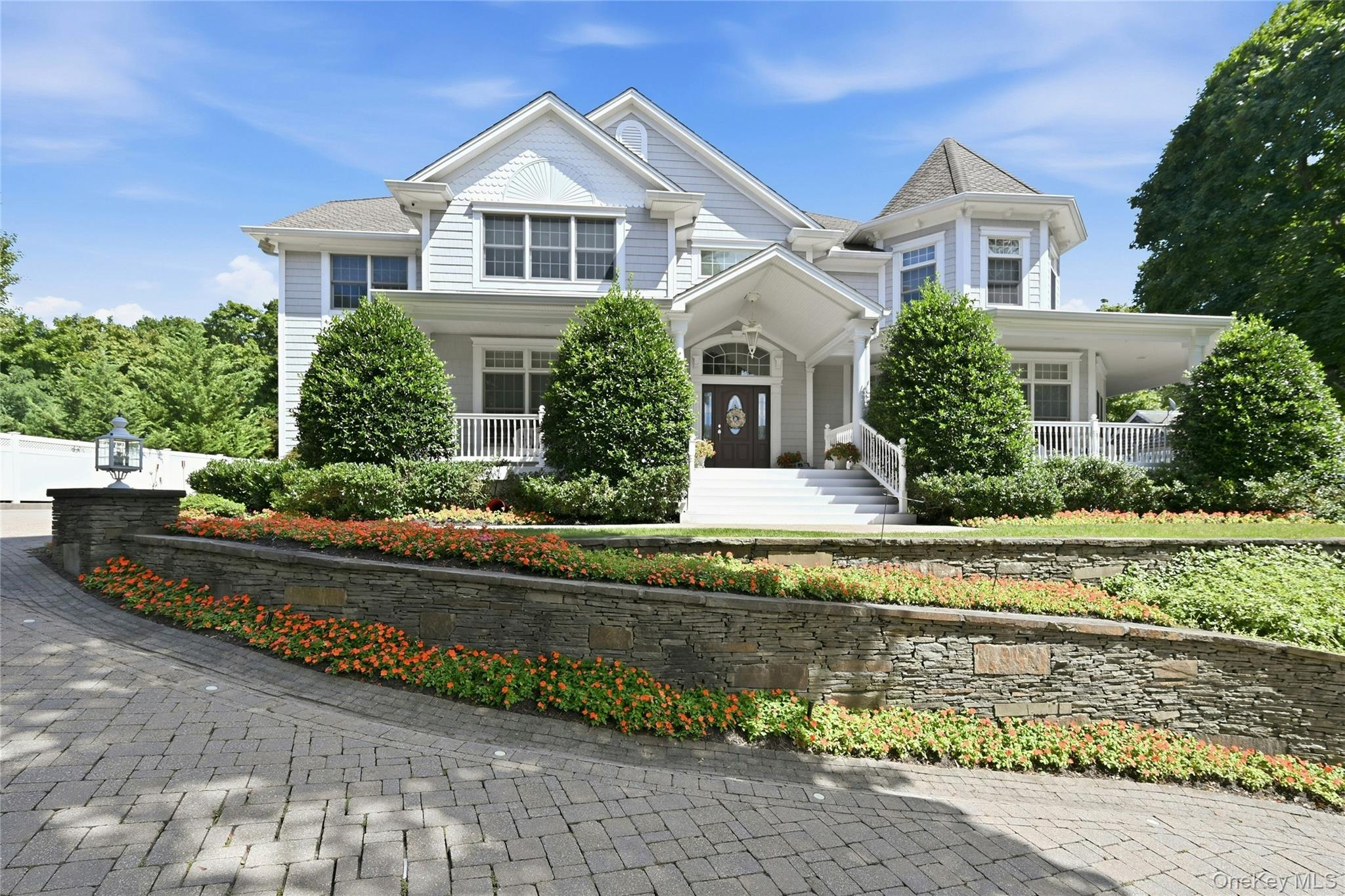 3 Crescent Drive Property Photo 1