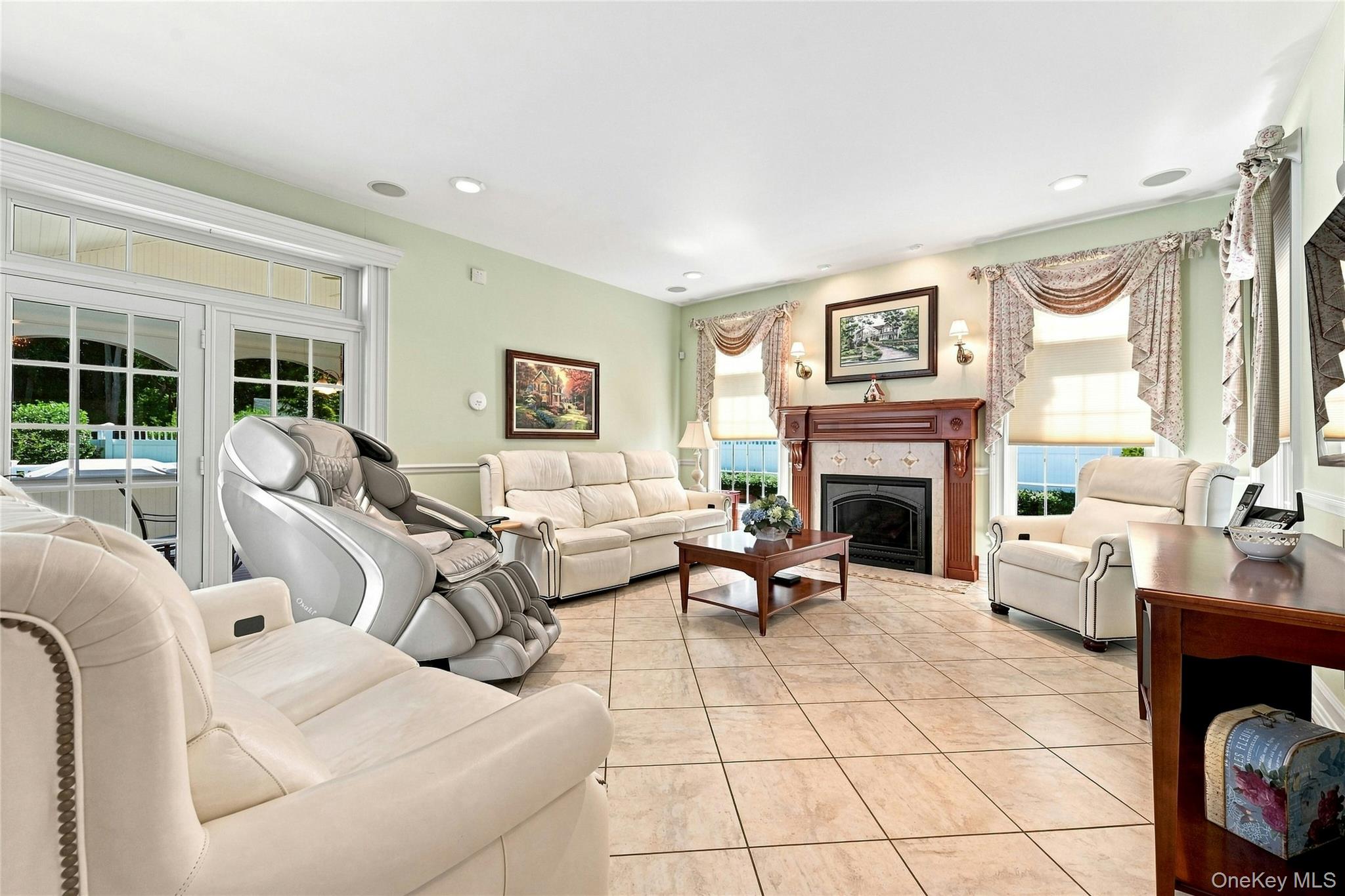 3 Crescent Drive Property Photo 7