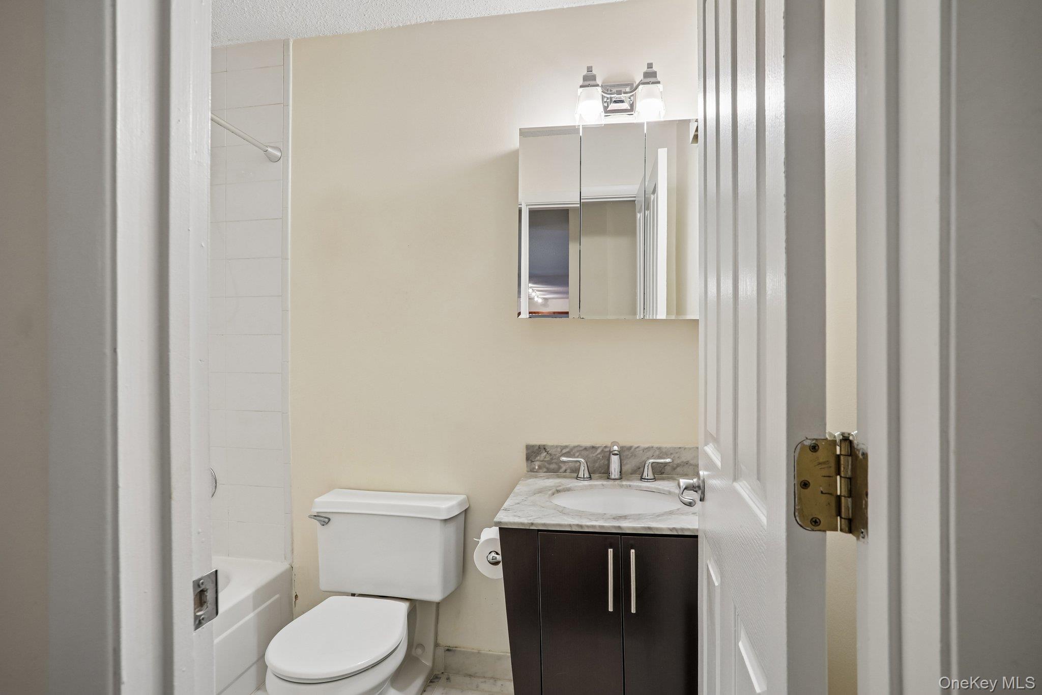 302 Church Street 2j Property Photo 18