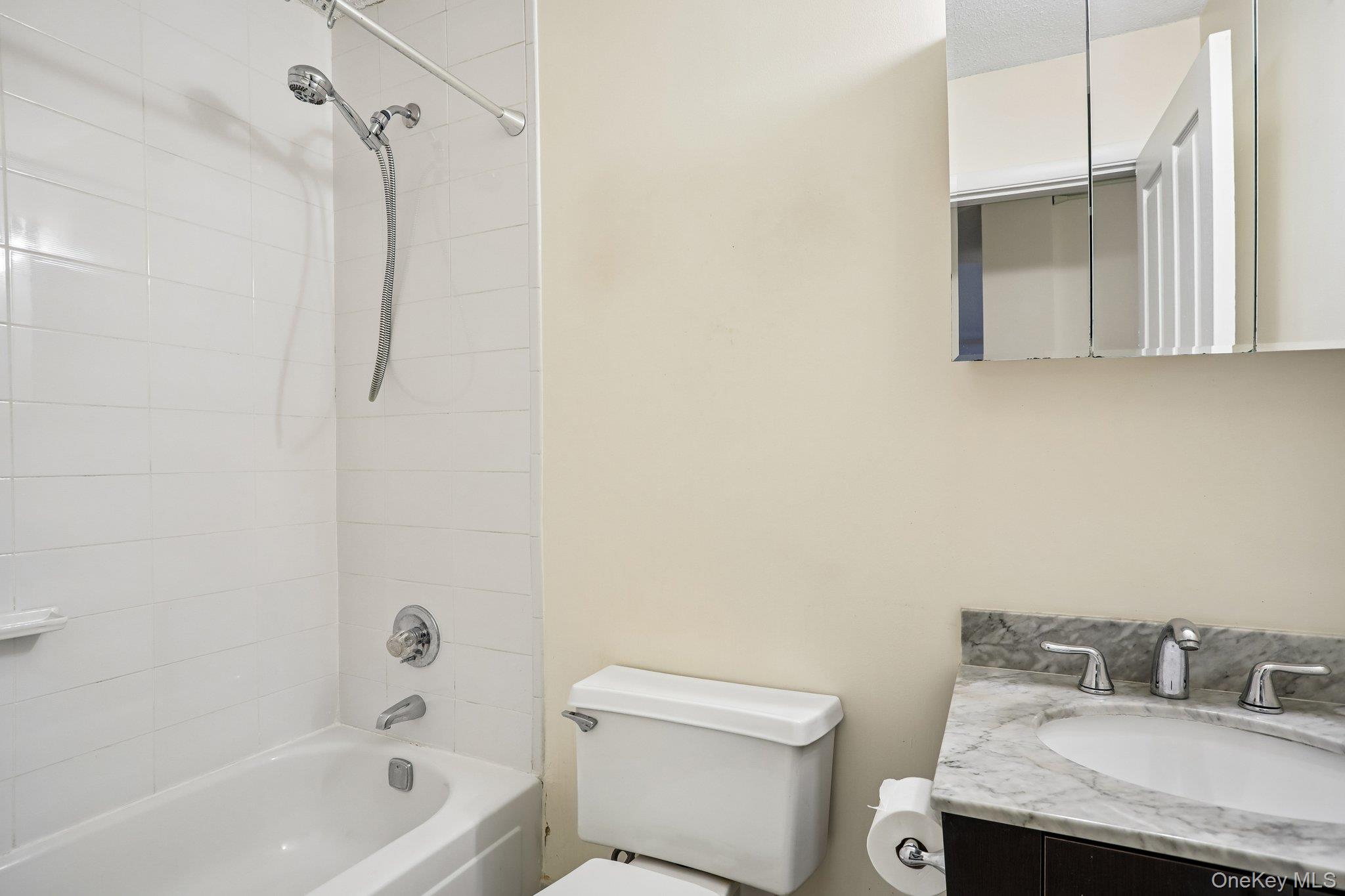 302 Church Street 2j Property Photo 19