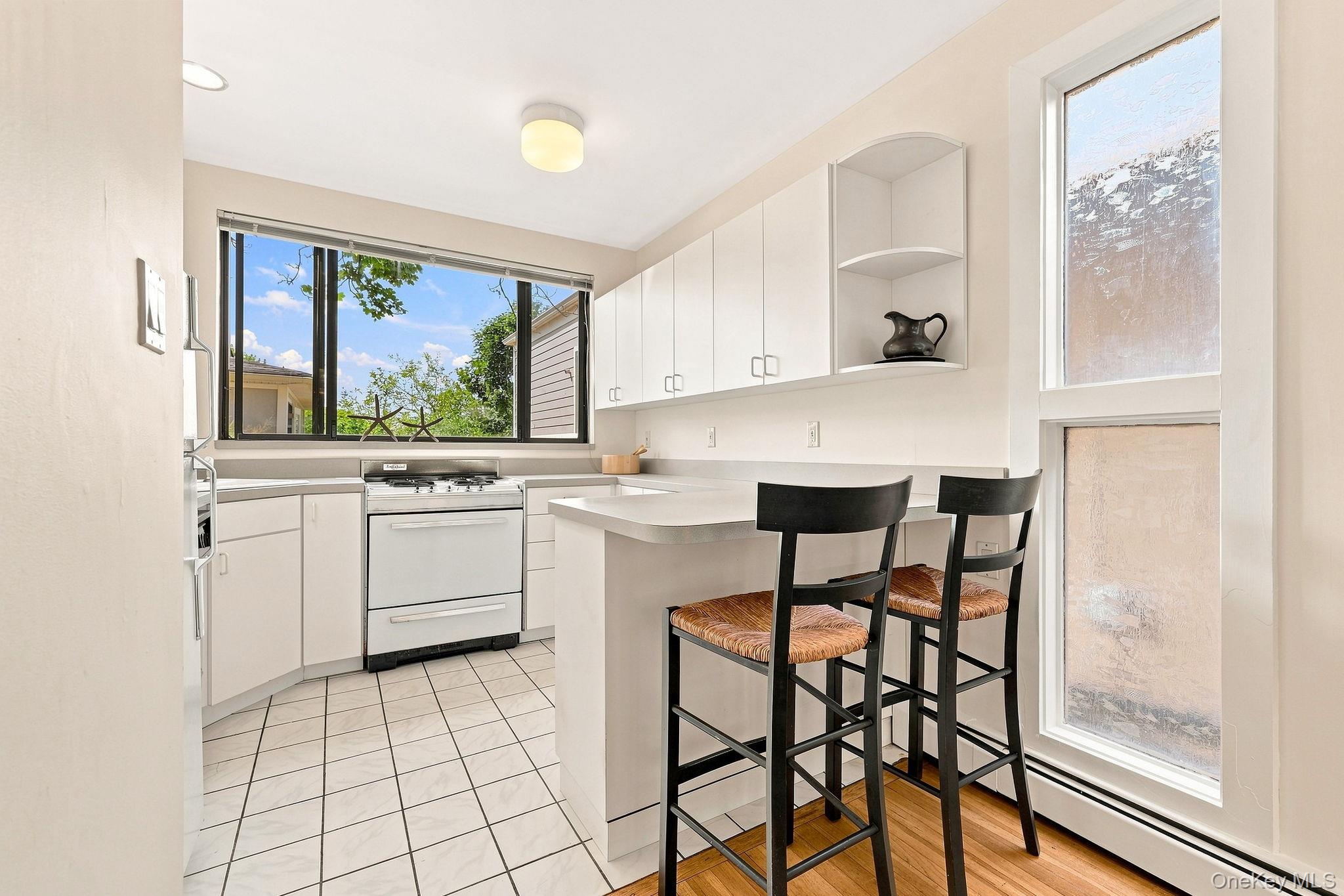 33 Tier Street E Property Photo 8