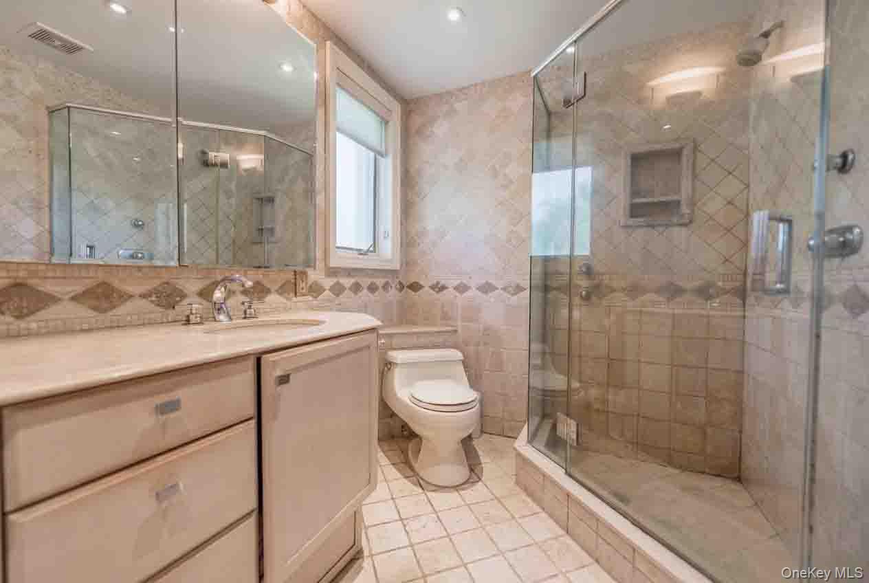 112 Harrison Street Property Photo 22