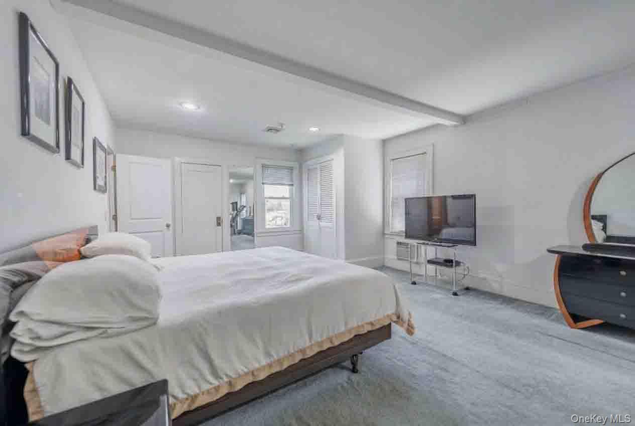 112 Harrison Street Property Photo 24