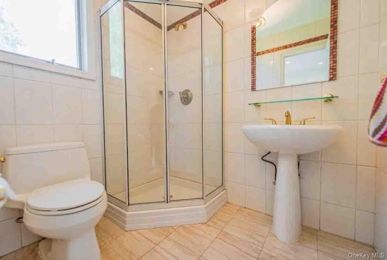 112 Harrison Street Property Photo 25