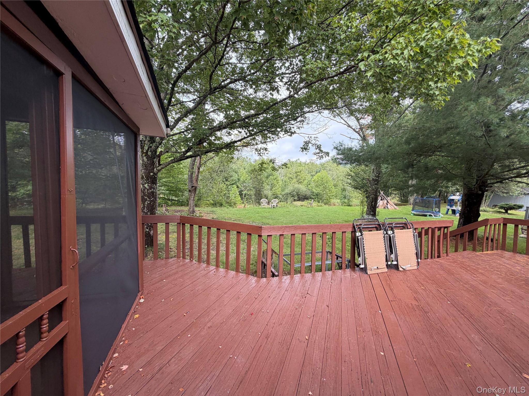 8 Hampshire Lane Property Photo 15