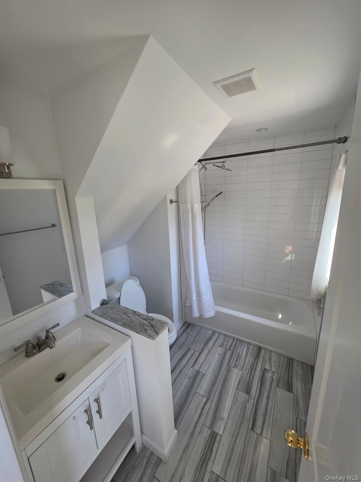 109 Fourth Avenue Property Photo 9