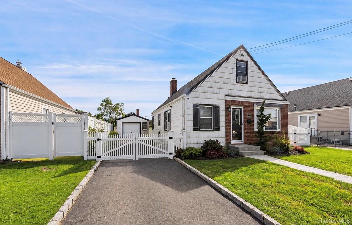 5 Marvin Avenue Property Photo 1