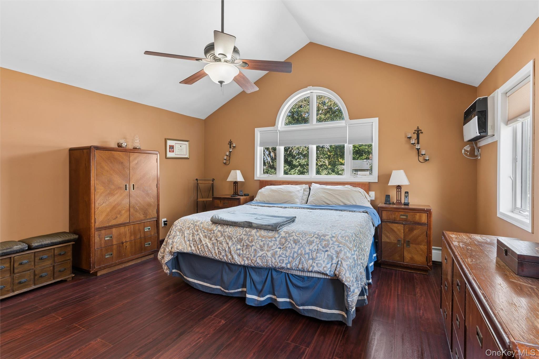 122 Commonwealth Avenue Property Photo 12
